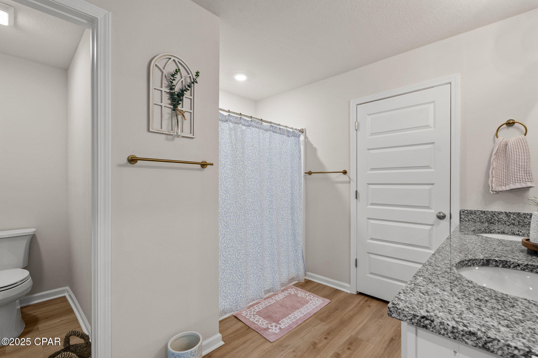 Image 32 For 216 Ryder Lane