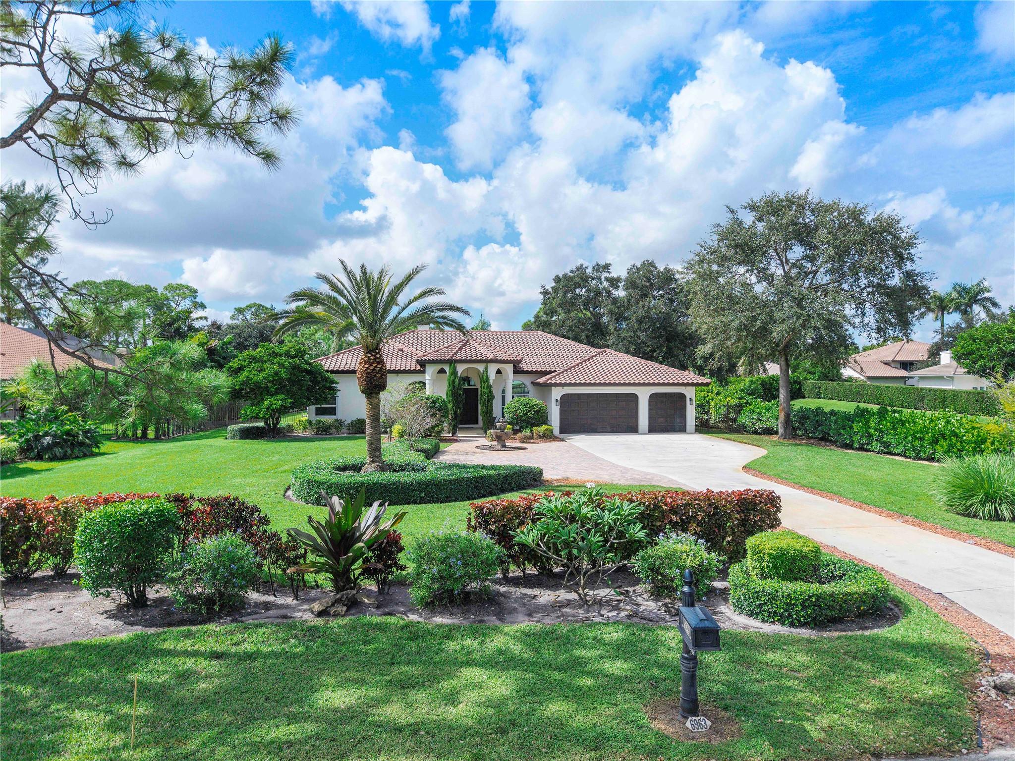 Homes for sale in Parkland, FL | 6963 Nw 66th Ave, Parkland, FL 33067 | MLS# F10533848