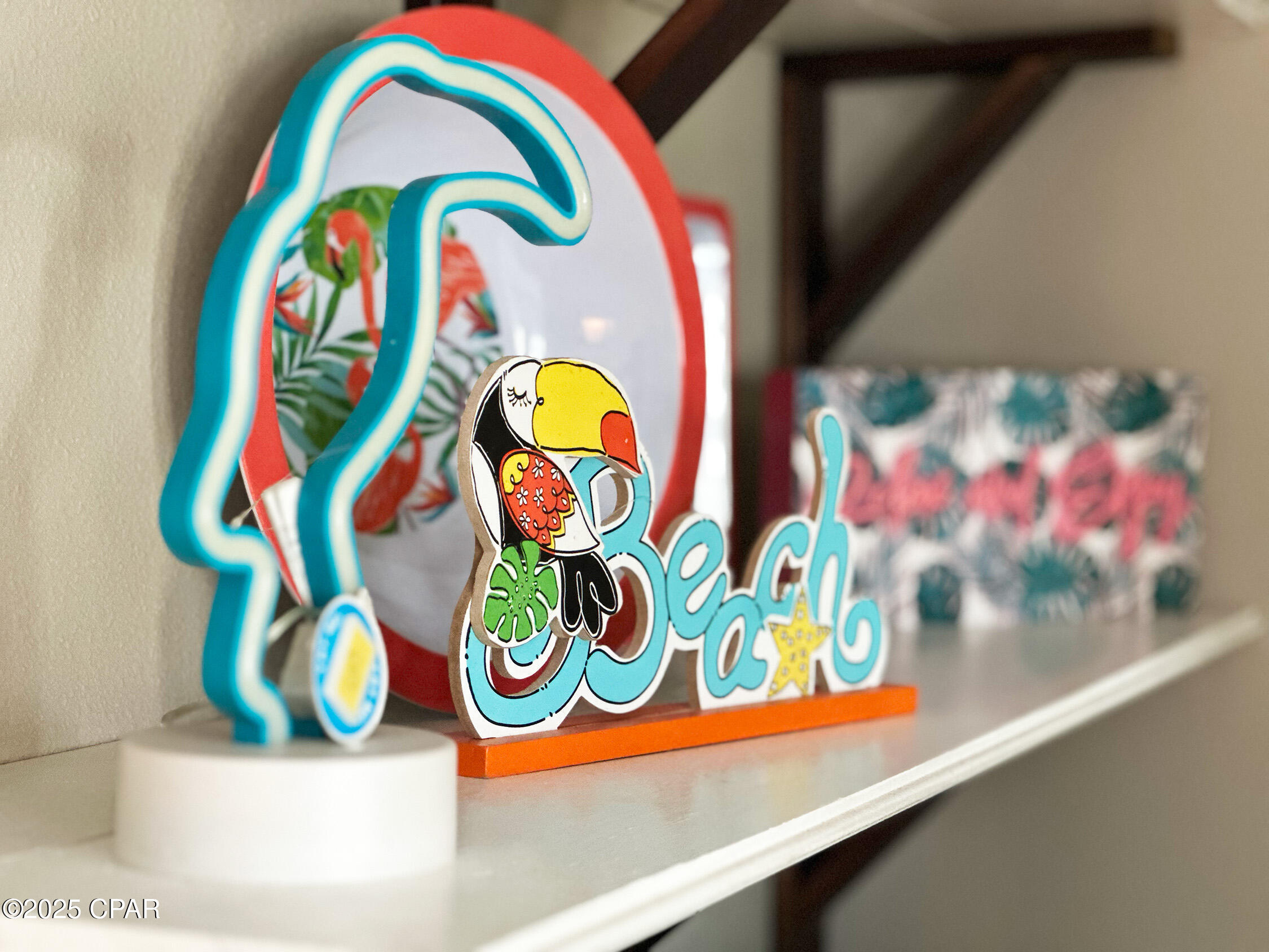 Image 33 For 215 Angel Fish Street