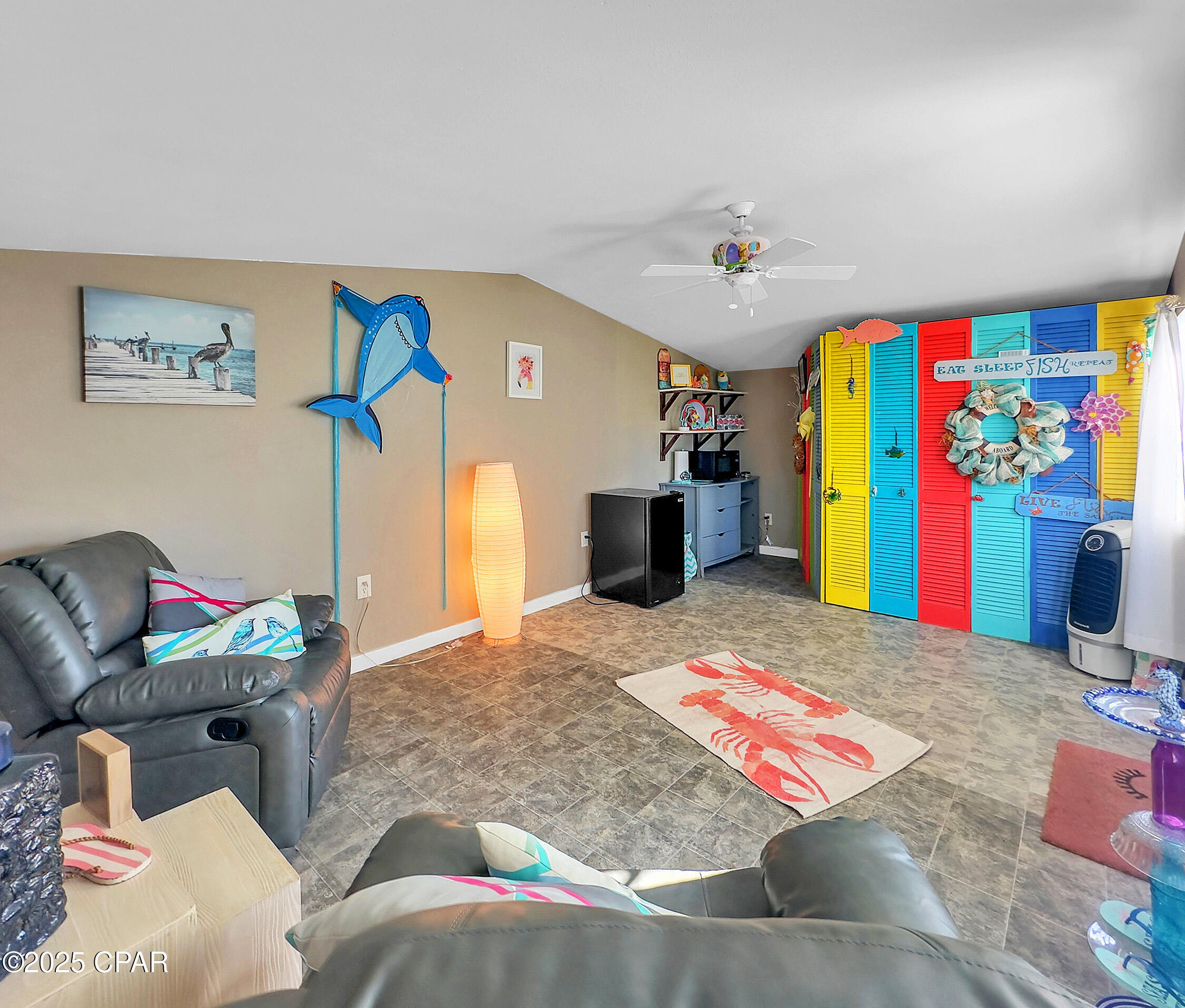 Image 5 For 215 Angel Fish Street