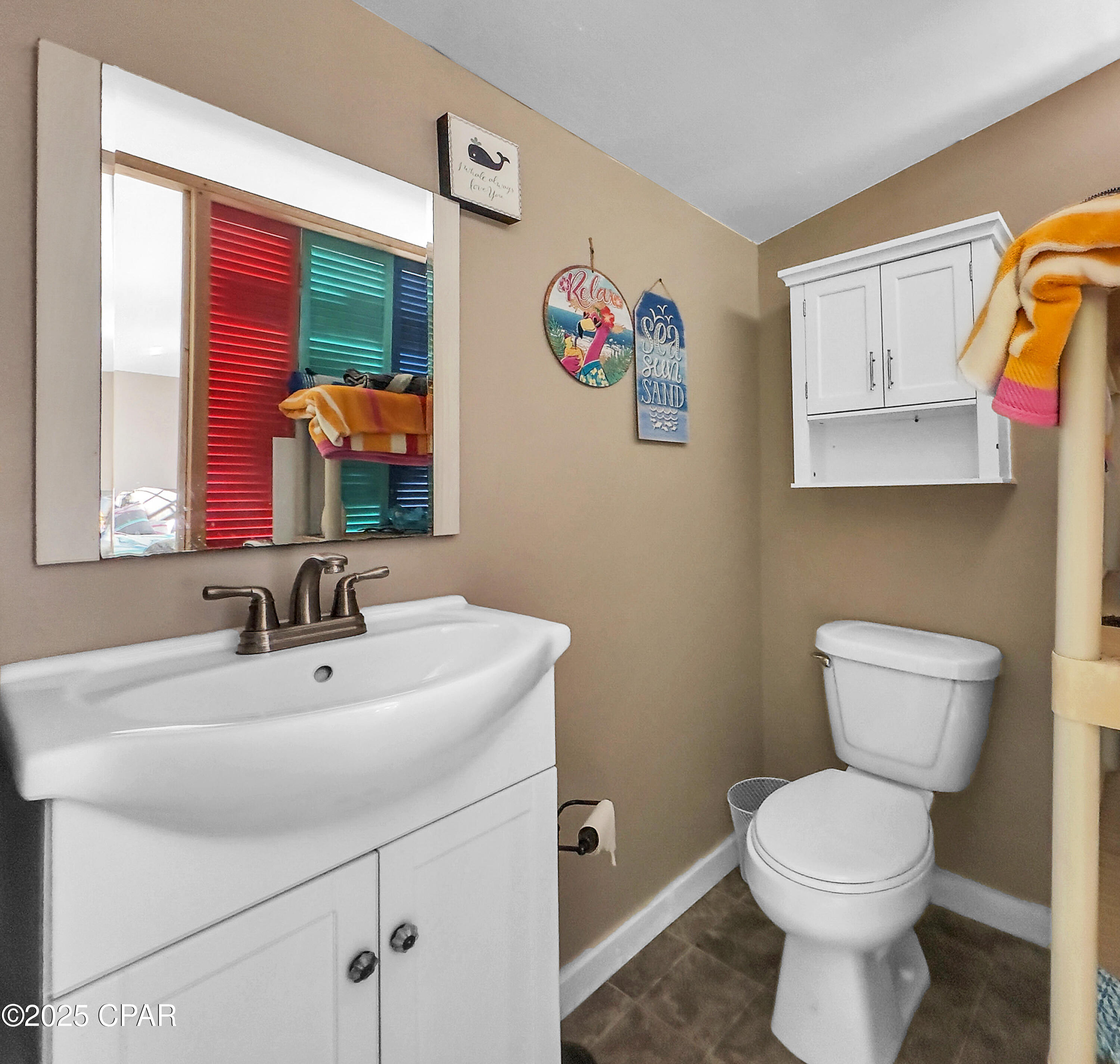 Image 7 For 215 Angel Fish Street