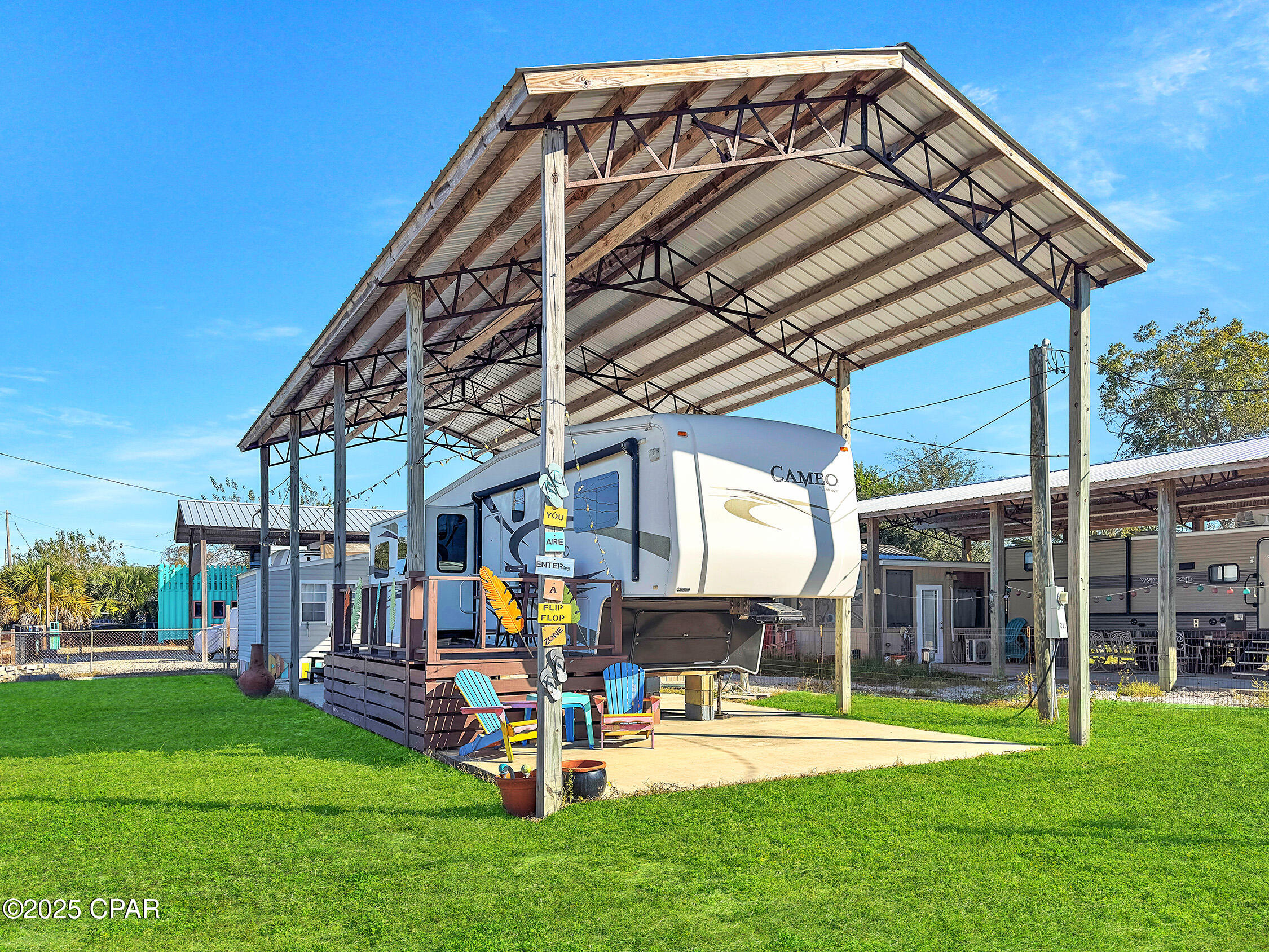 Image 8 For 215 Angel Fish Street