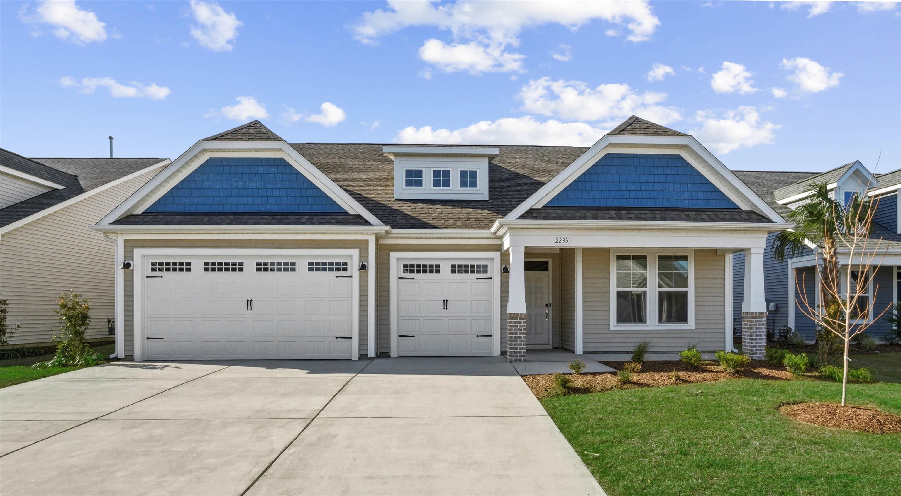 2235 Seagrape Dr. Little River, SC 29566