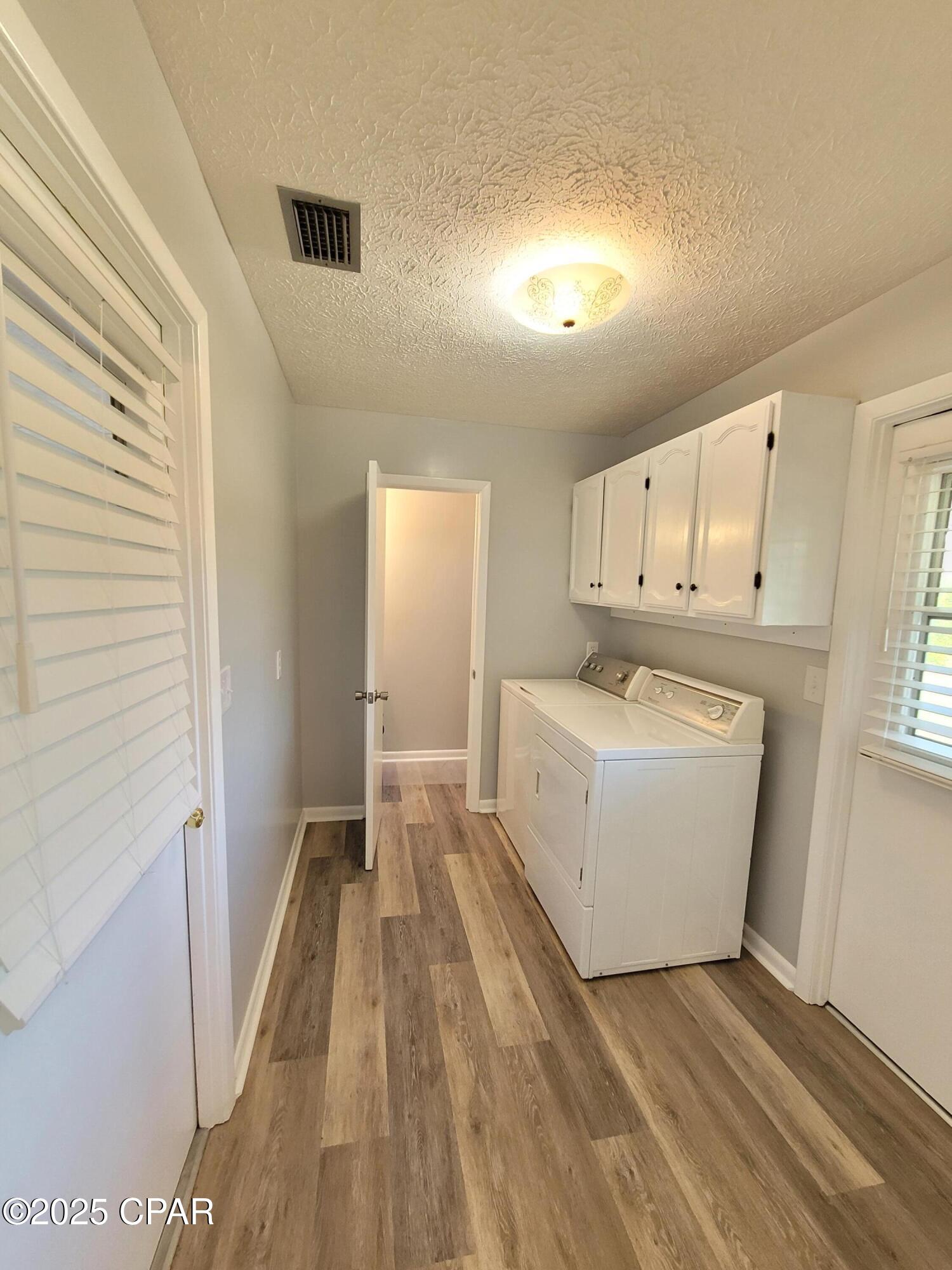 Image 23 For 2512 27th Street