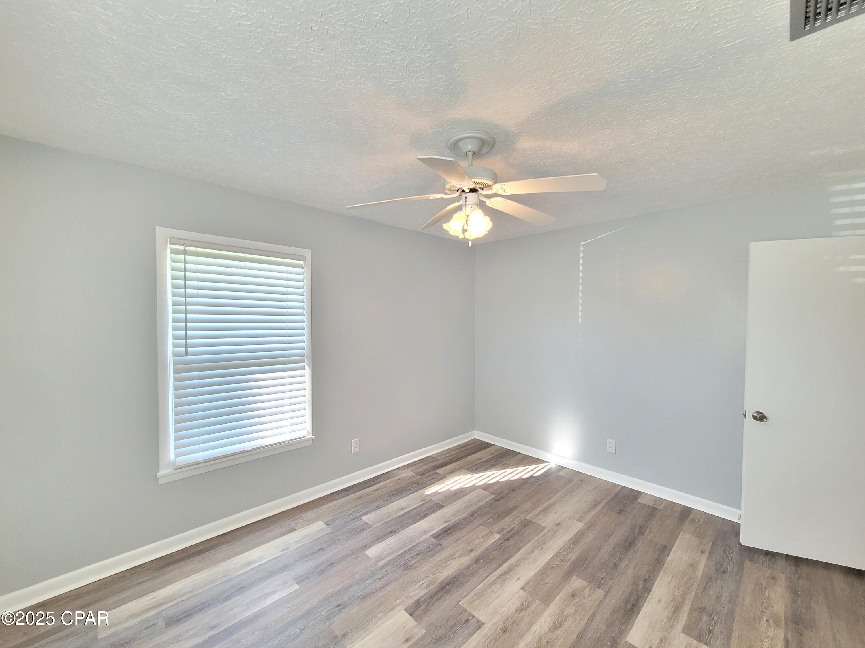 Image 27 For 2512 27th Street