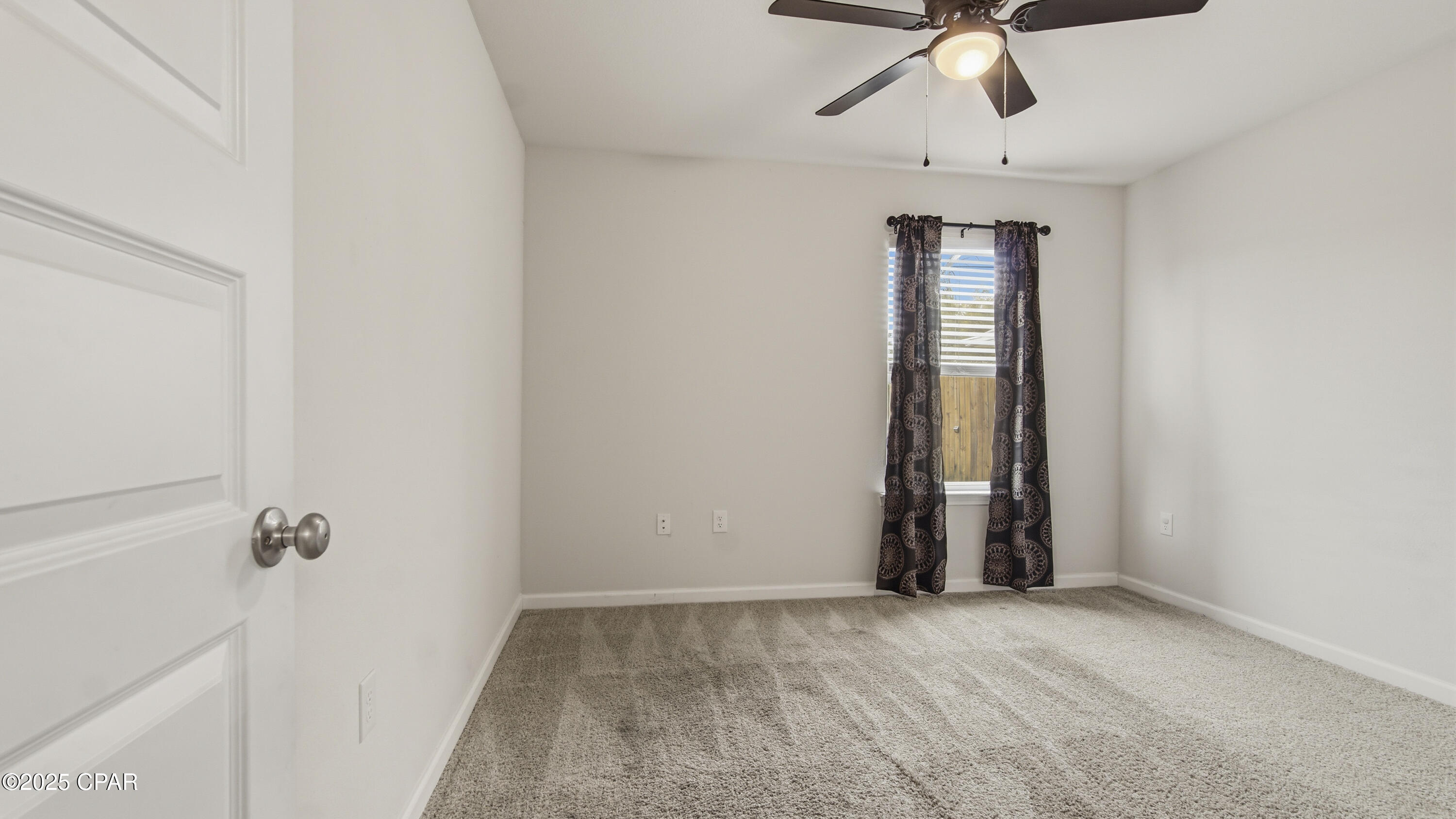 Image 13 For 3996 Silver Spur Road