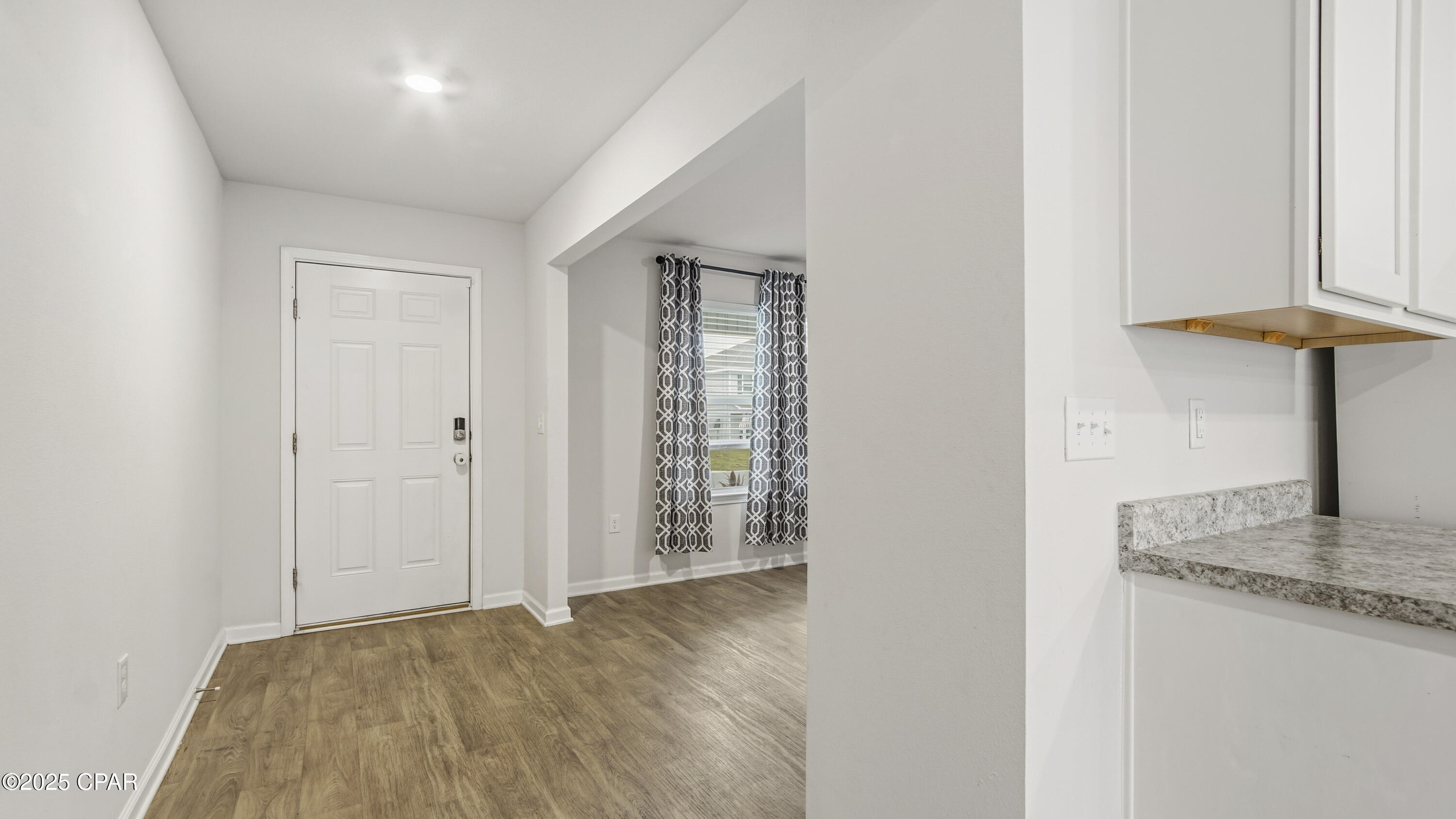 Image 4 For 3996 Silver Spur Road