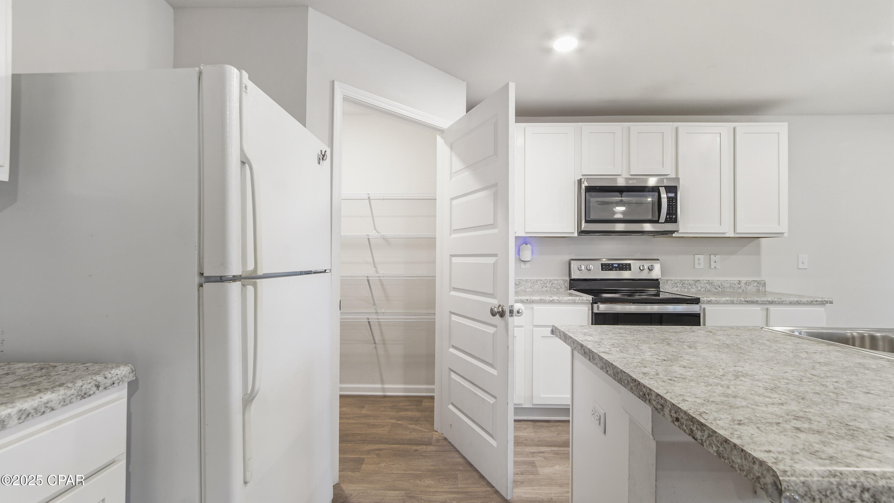 Image 6 For 3996 Silver Spur Road