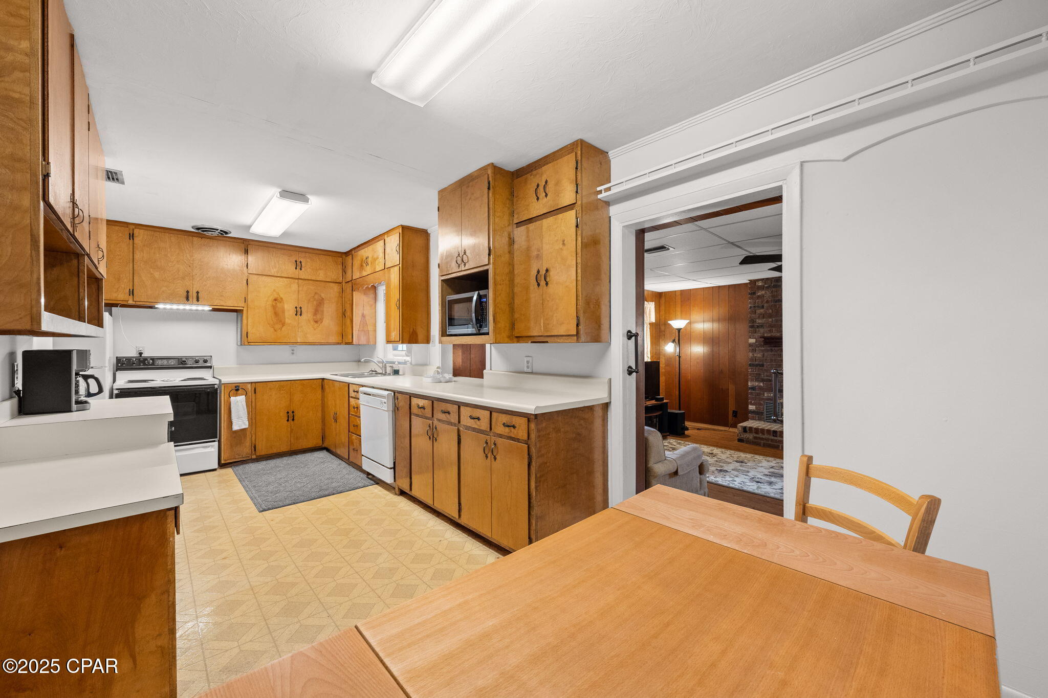 Image 11 For 313 Macarthur Avenue