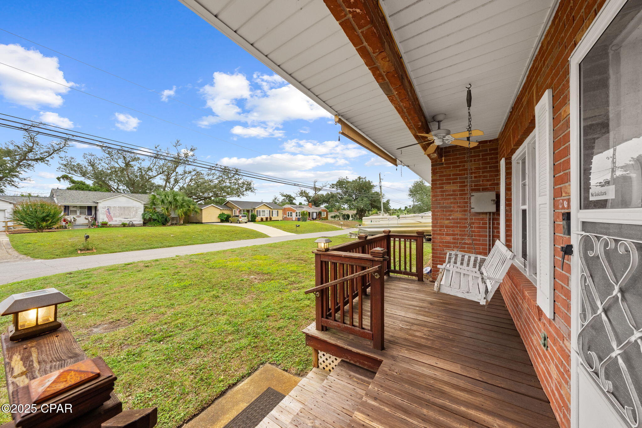 Image 3 For 313 Macarthur Avenue