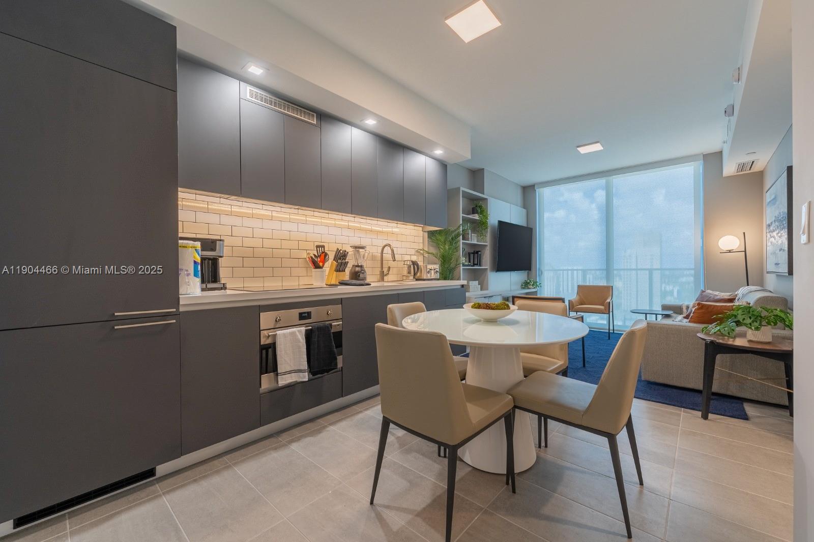 227-ne-2nd-st-3104-miami-fl-33132/hzid_3b6cffe6