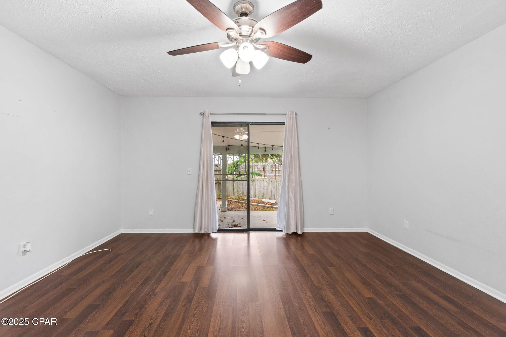 Image 22 For 323 Prudence Lane