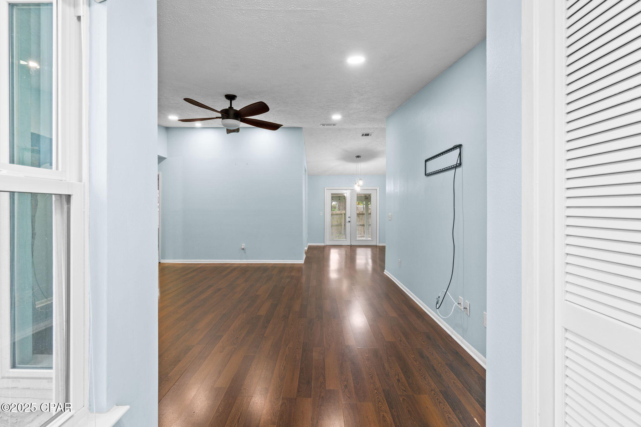 Image 4 For 323 Prudence Lane