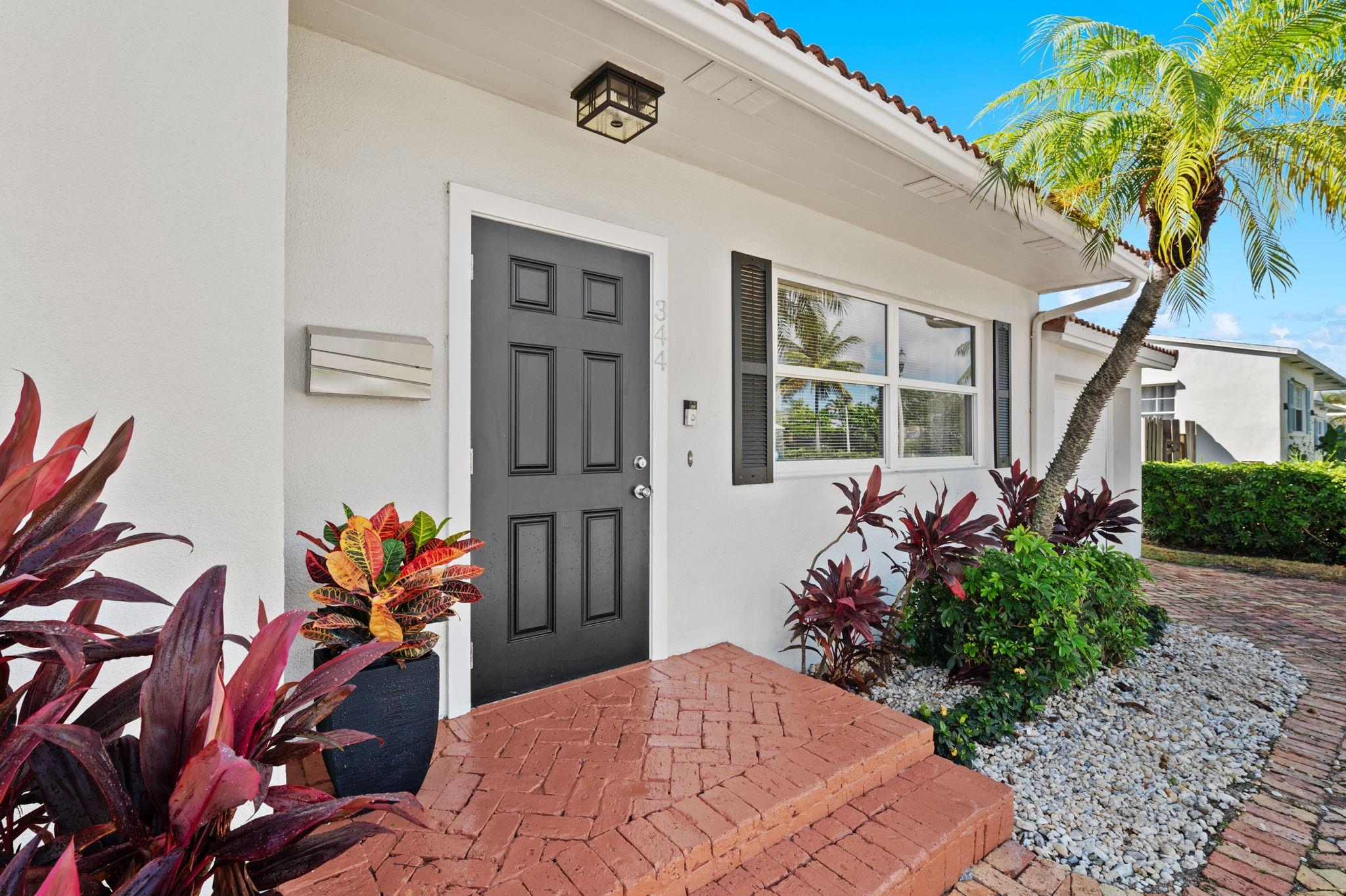 Homes for sale in West Palm Beach, FL | 344 Forest Hill Blvd, West Palm Beach, FL 33405 | MLS# F10534133