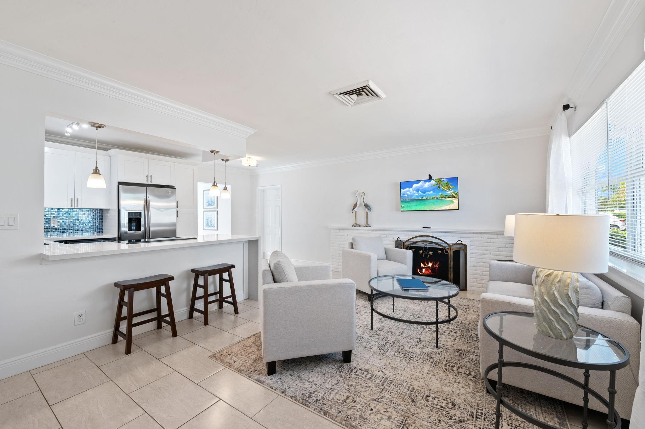 Homes for sale in West Palm Beach, FL | 344 Forest Hill Blvd, West Palm Beach, FL 33405 | MLS# F10534133