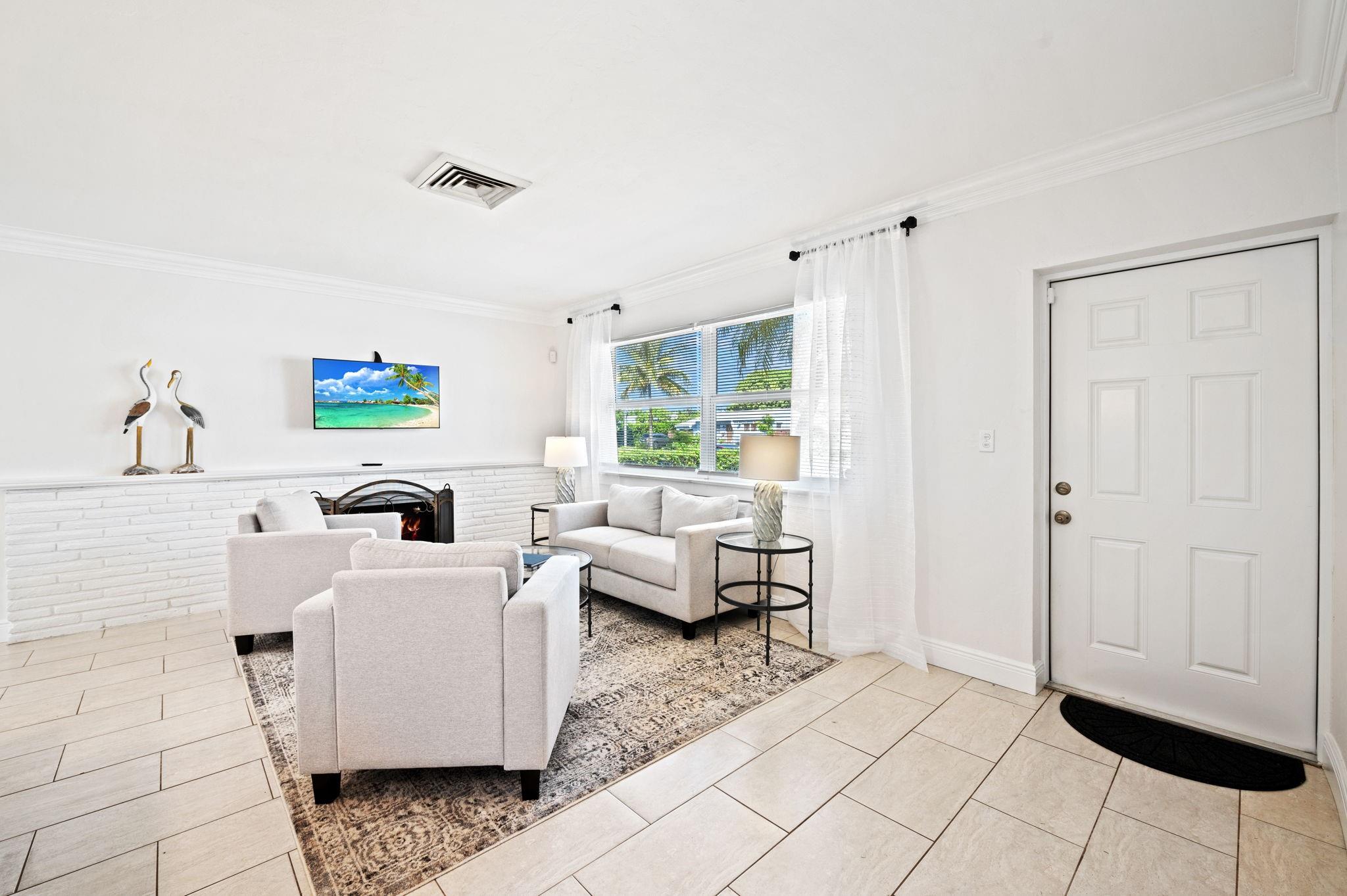 Homes for sale in West Palm Beach, FL | 344 Forest Hill Blvd, West Palm Beach, FL 33405 | MLS# F10534133