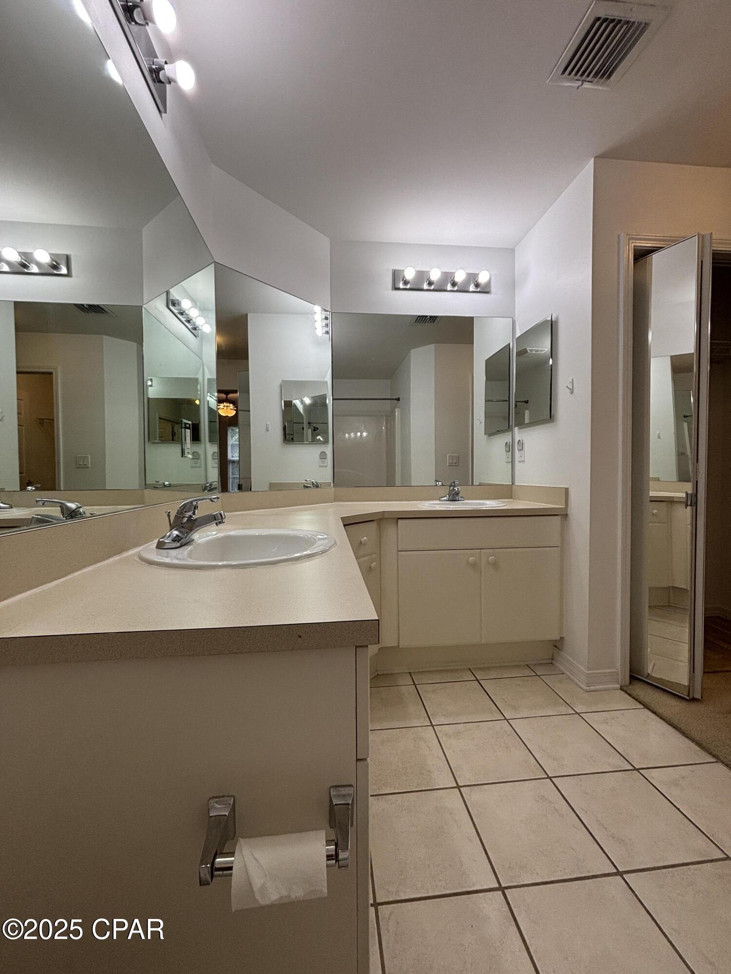 Image 15 For 3022 Meadow Street