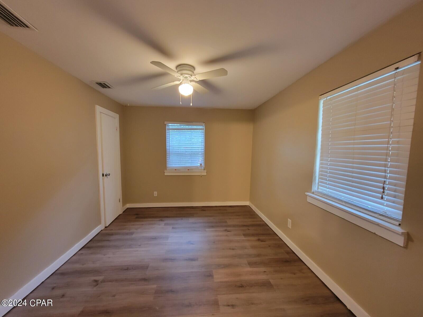 Image 12 For 1710 Chestnut Avenue