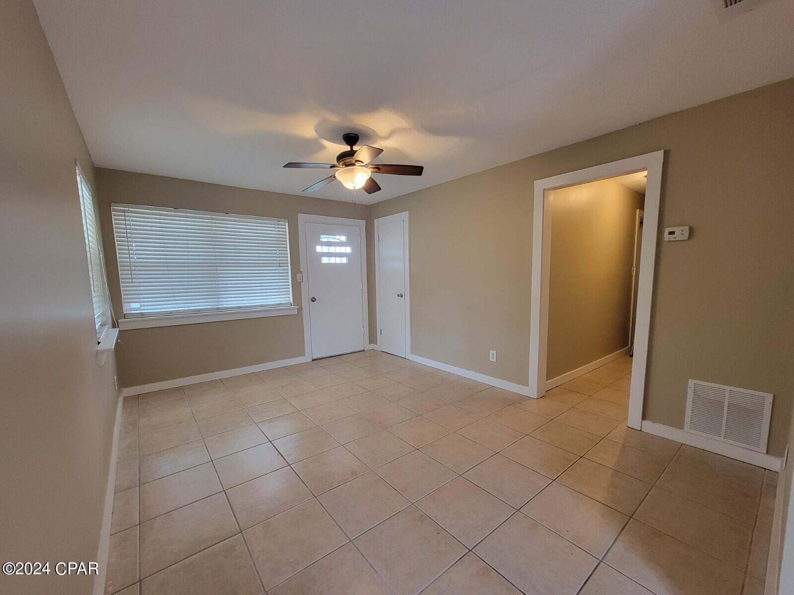 Image 3 For 1710 Chestnut Avenue