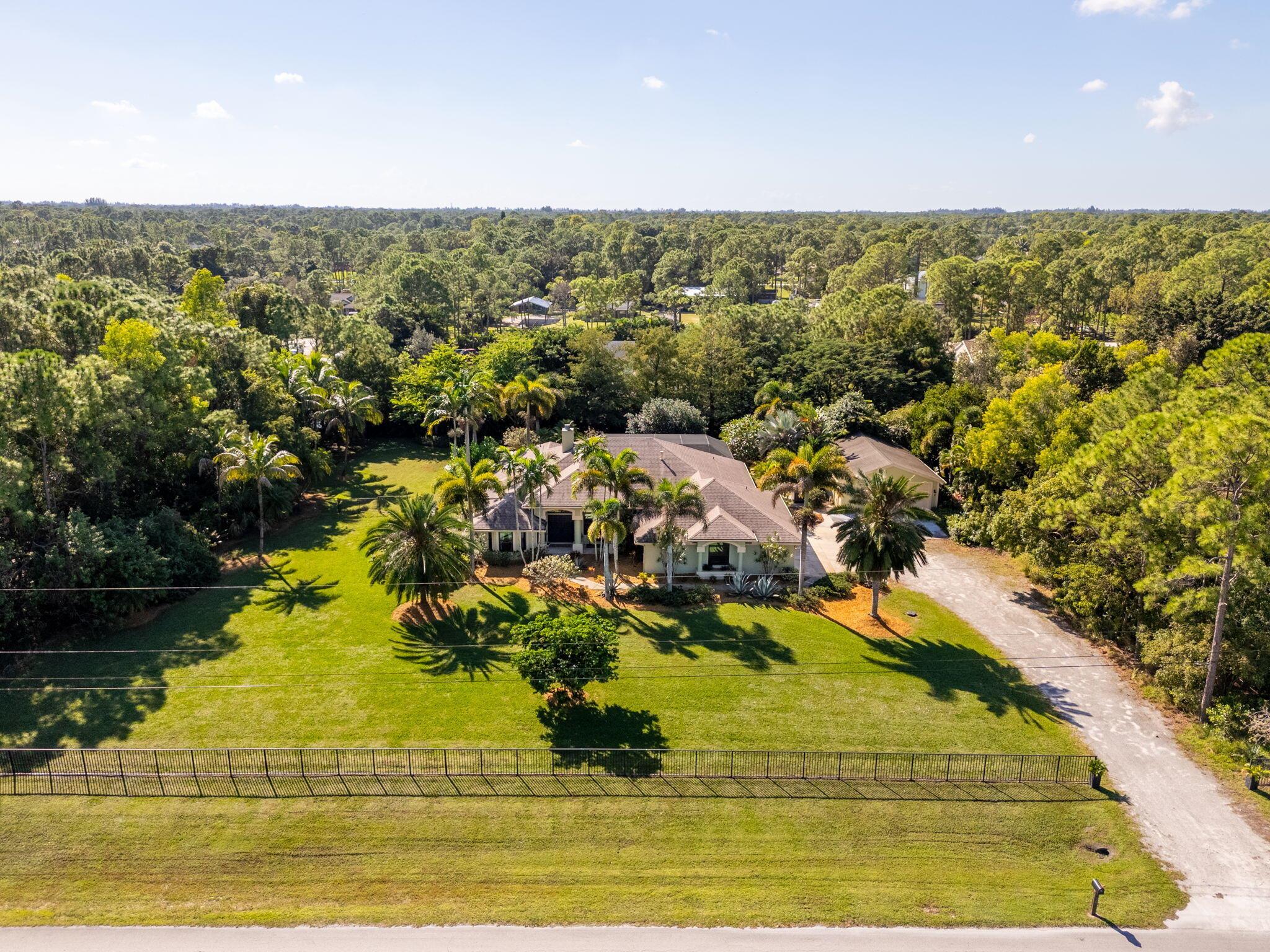 Loxahatchee / The Acreage