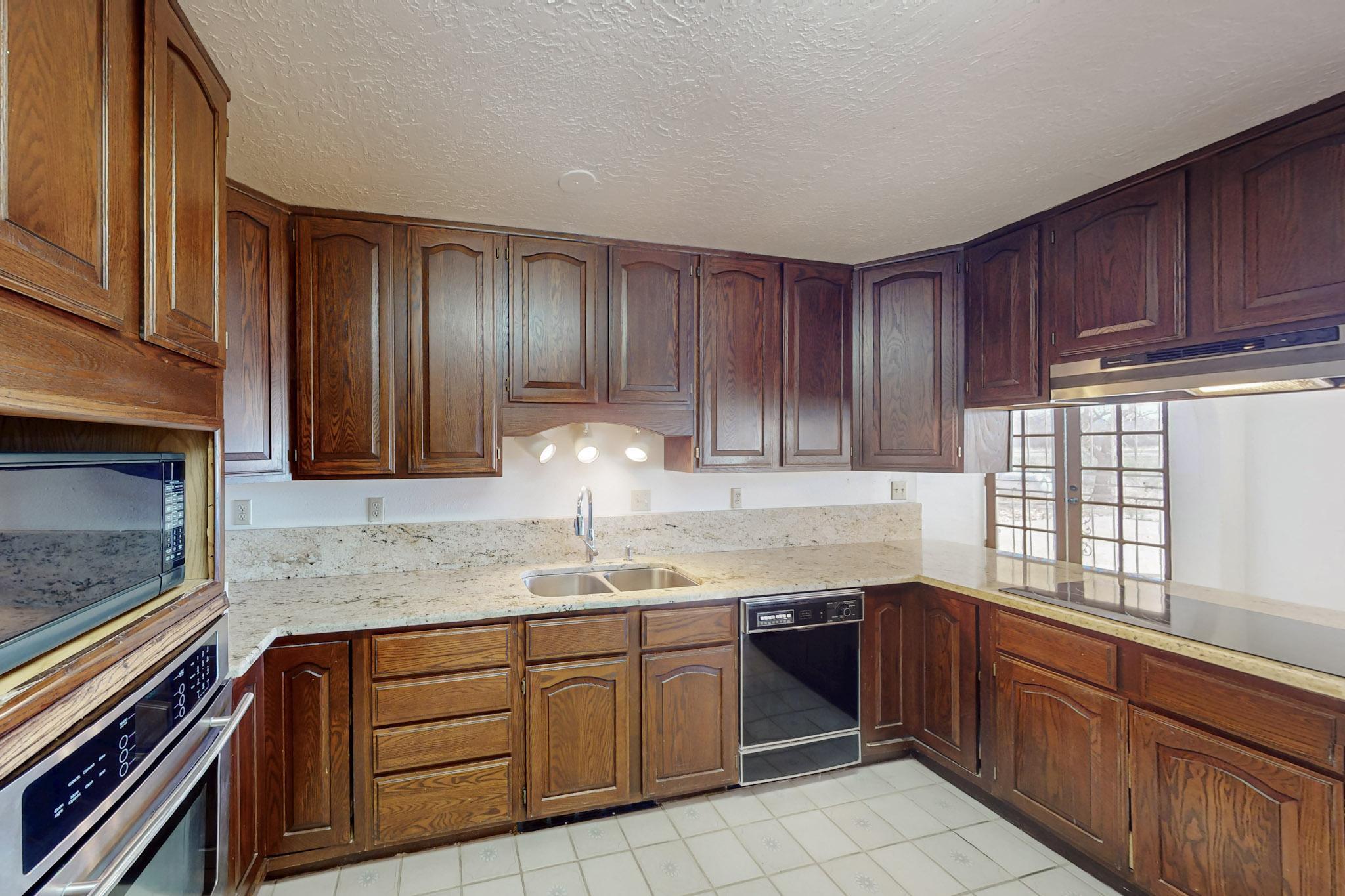 Homes for sale in Bosque, NM | 22 Paizalas Dr, Bosque, NM 87006 | MLS# 1093691