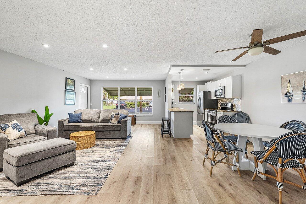 High Point Of Delray Sec