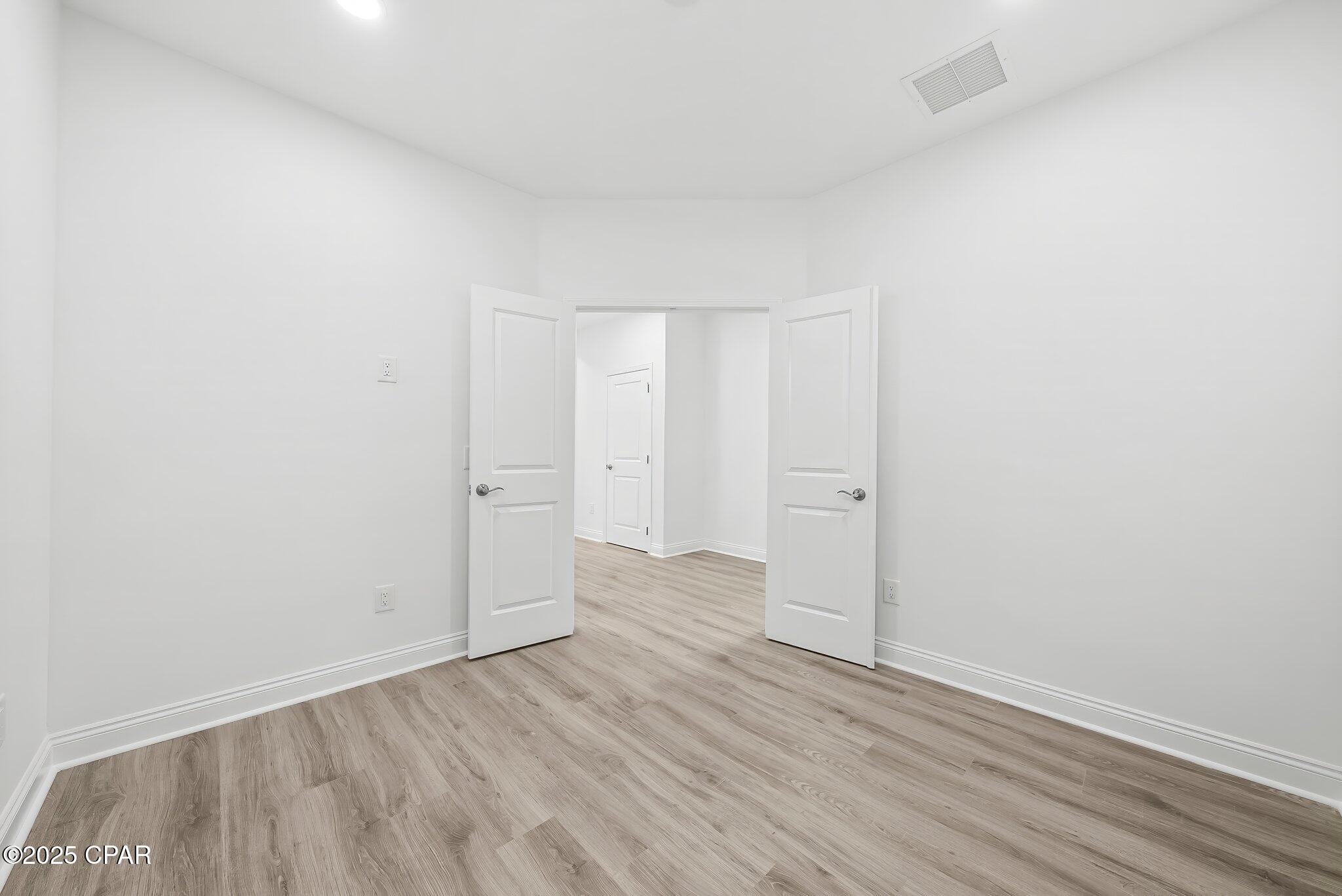 Image 32 For 8912 Parrot Place