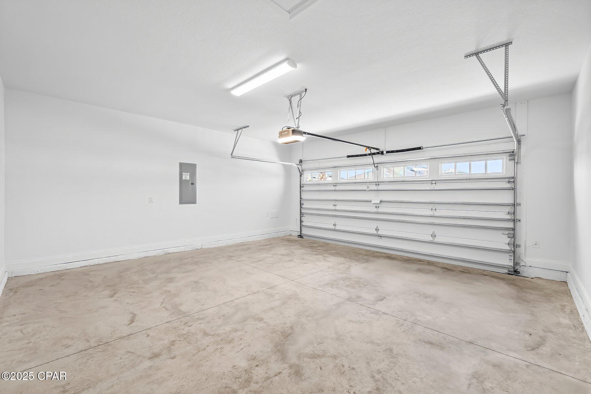 Image 43 For 8912 Parrot Place