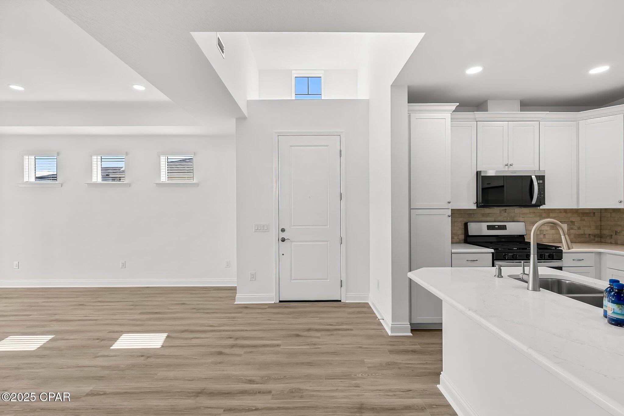 Image 5 For 8912 Parrot Place