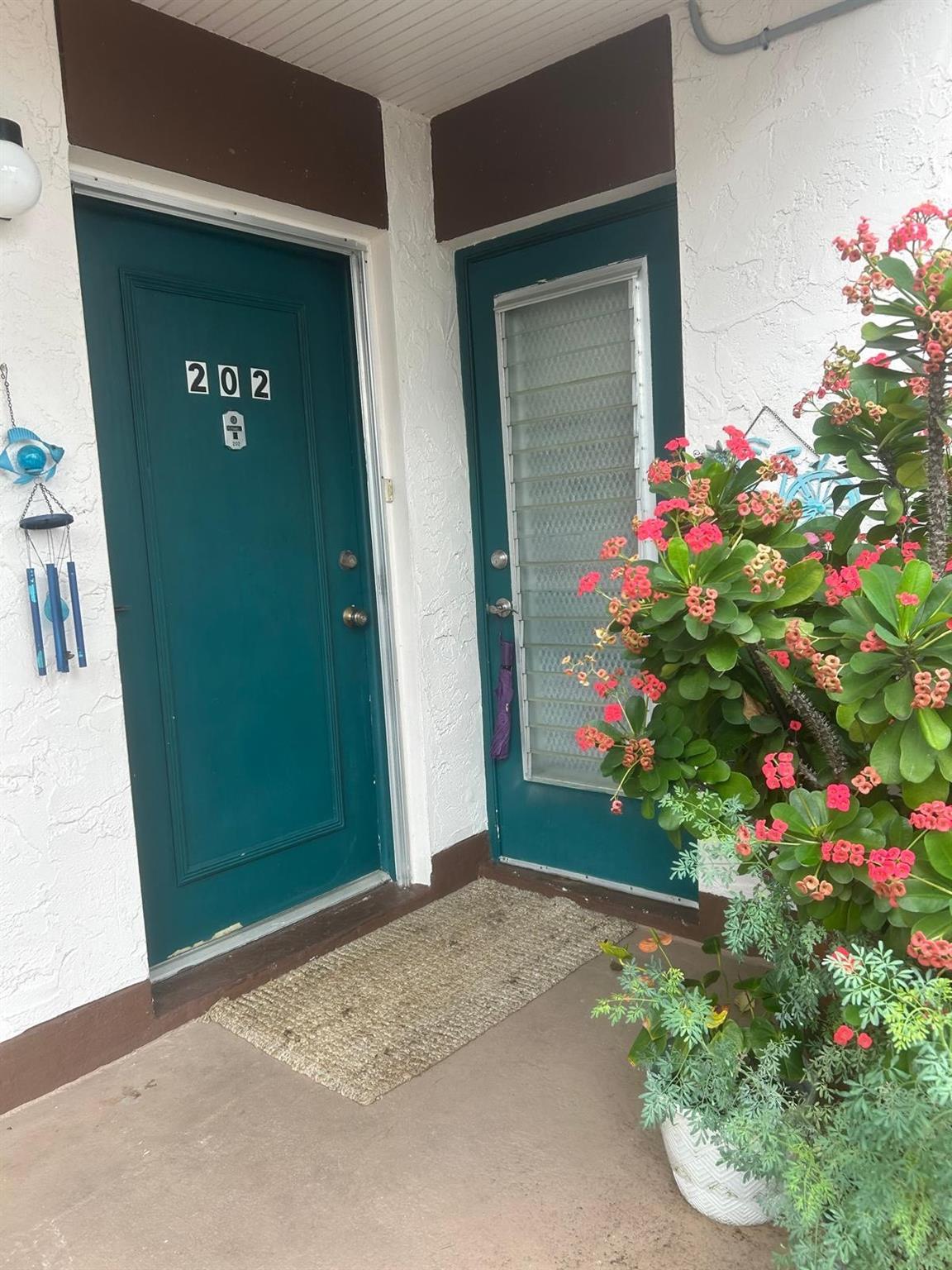 Homes for sale in Royal Palm Beach, FL | 3 Greenway Vlg, Royal Palm Beach, FL 33411 | MLS# F10534208