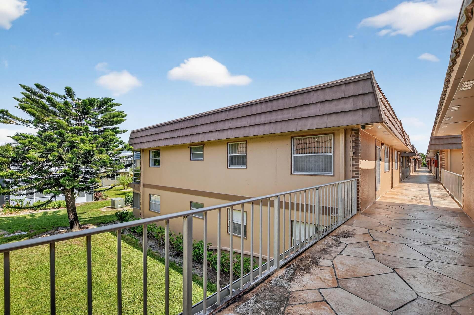 Kings Point Brittany Cond