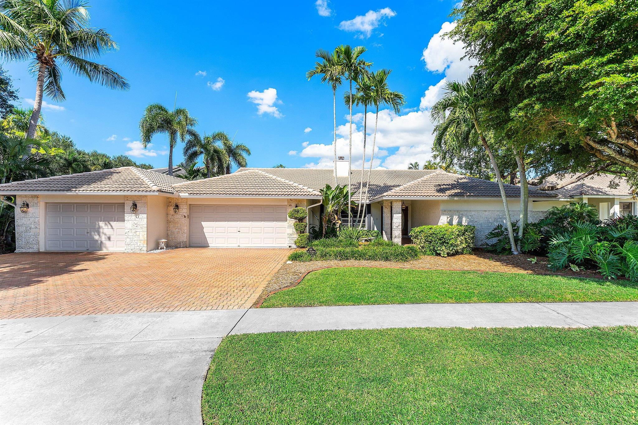 Boca Sailing & Racquet