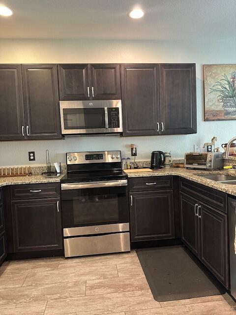 Homes for sale in Port St Lucie, FL | 758 Ne Hawks Ridge Way, Port St Lucie, FL 34983 | MLS# R11136347