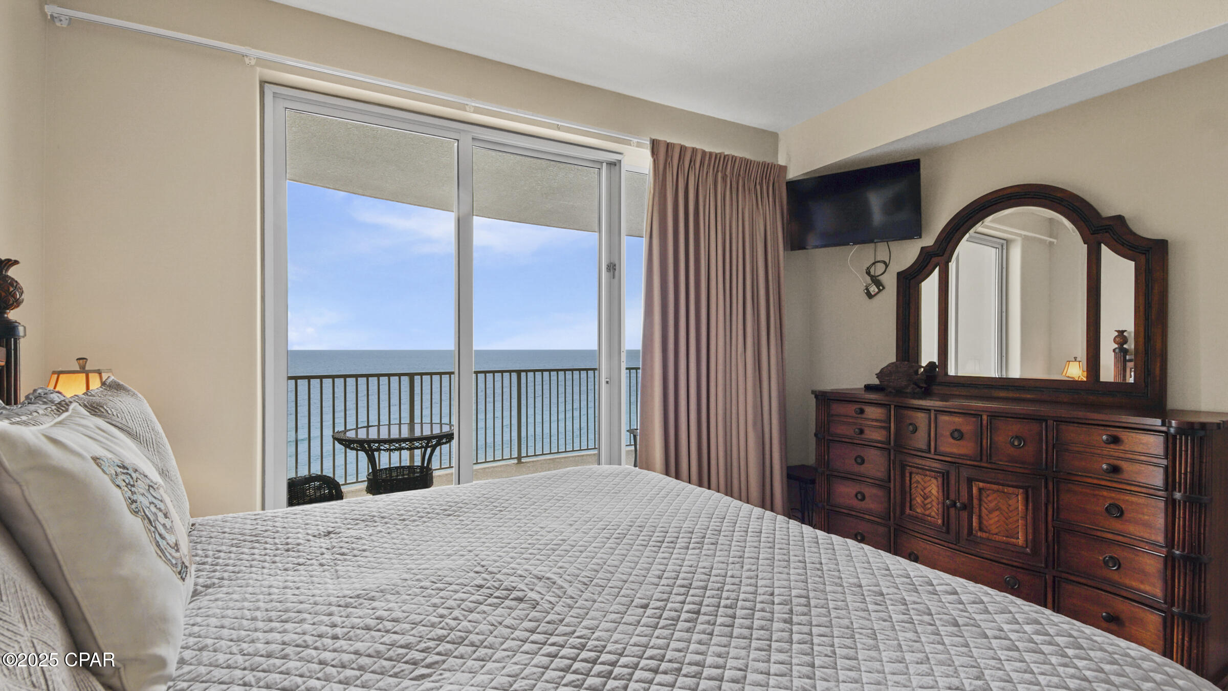 Image 10 For 17545 Front Beach Road 1408