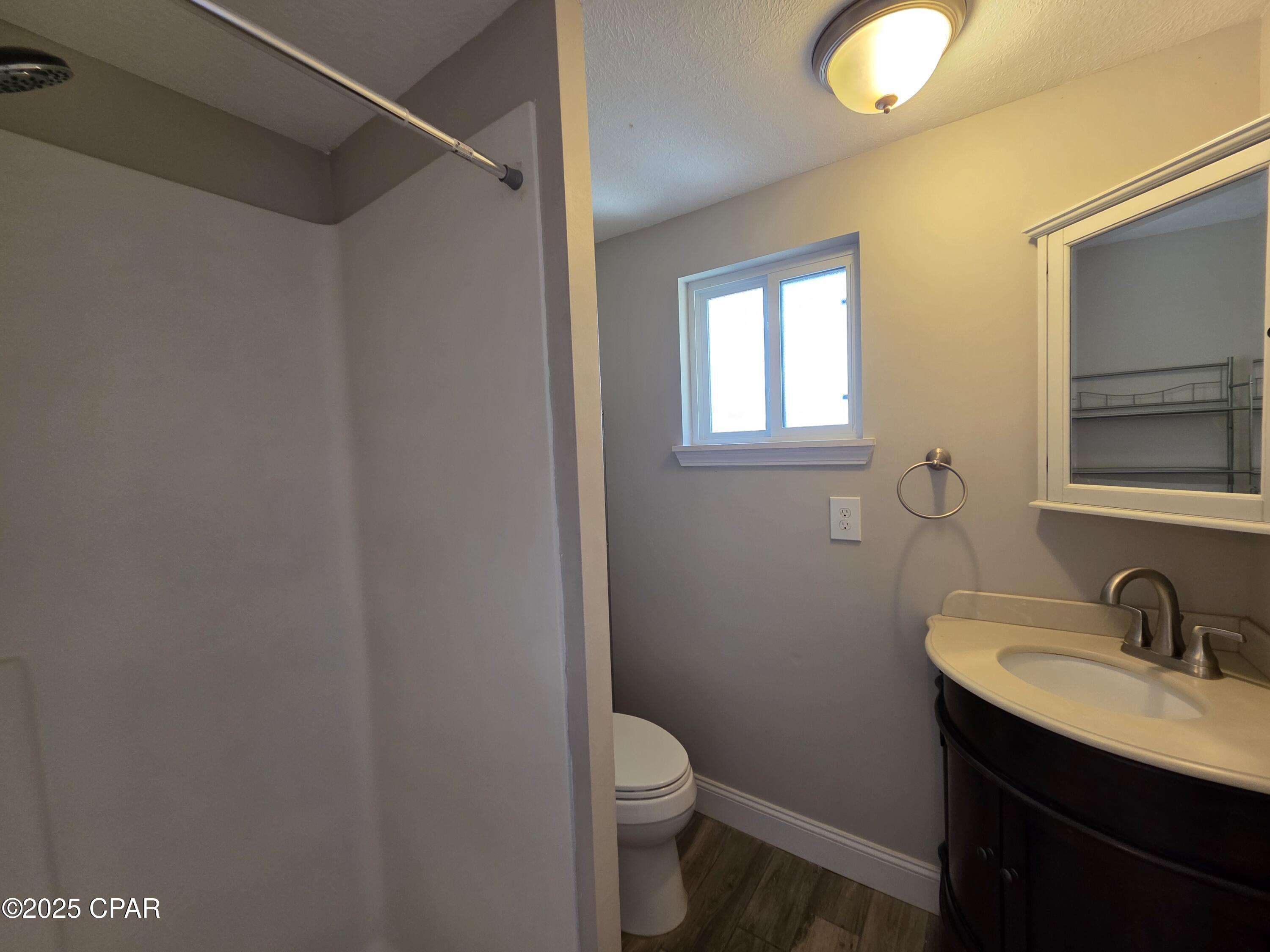 Image 16 For 1006 Wildwood Road