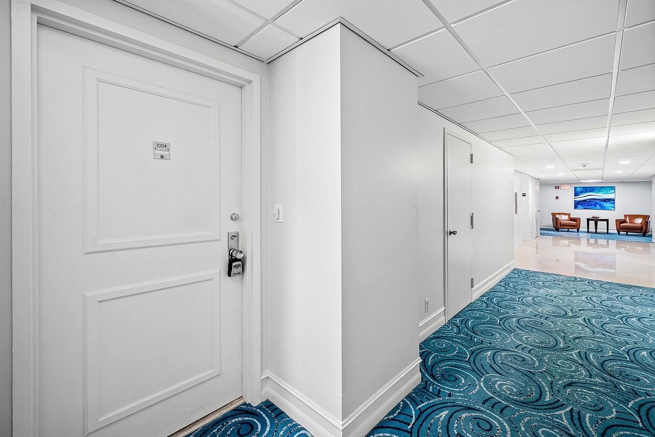 Playa Del Mar Condominium