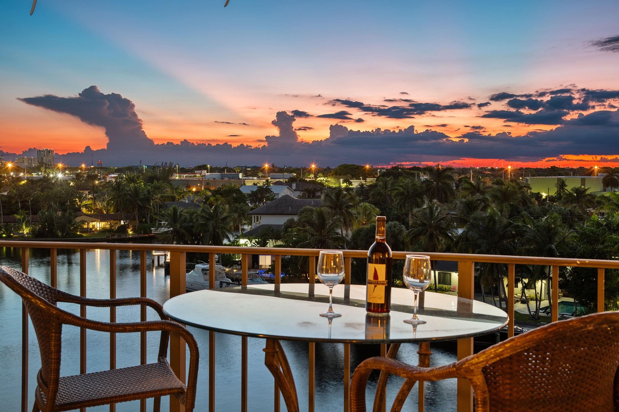 Condo for Sale in Fort Lauderdale, FL