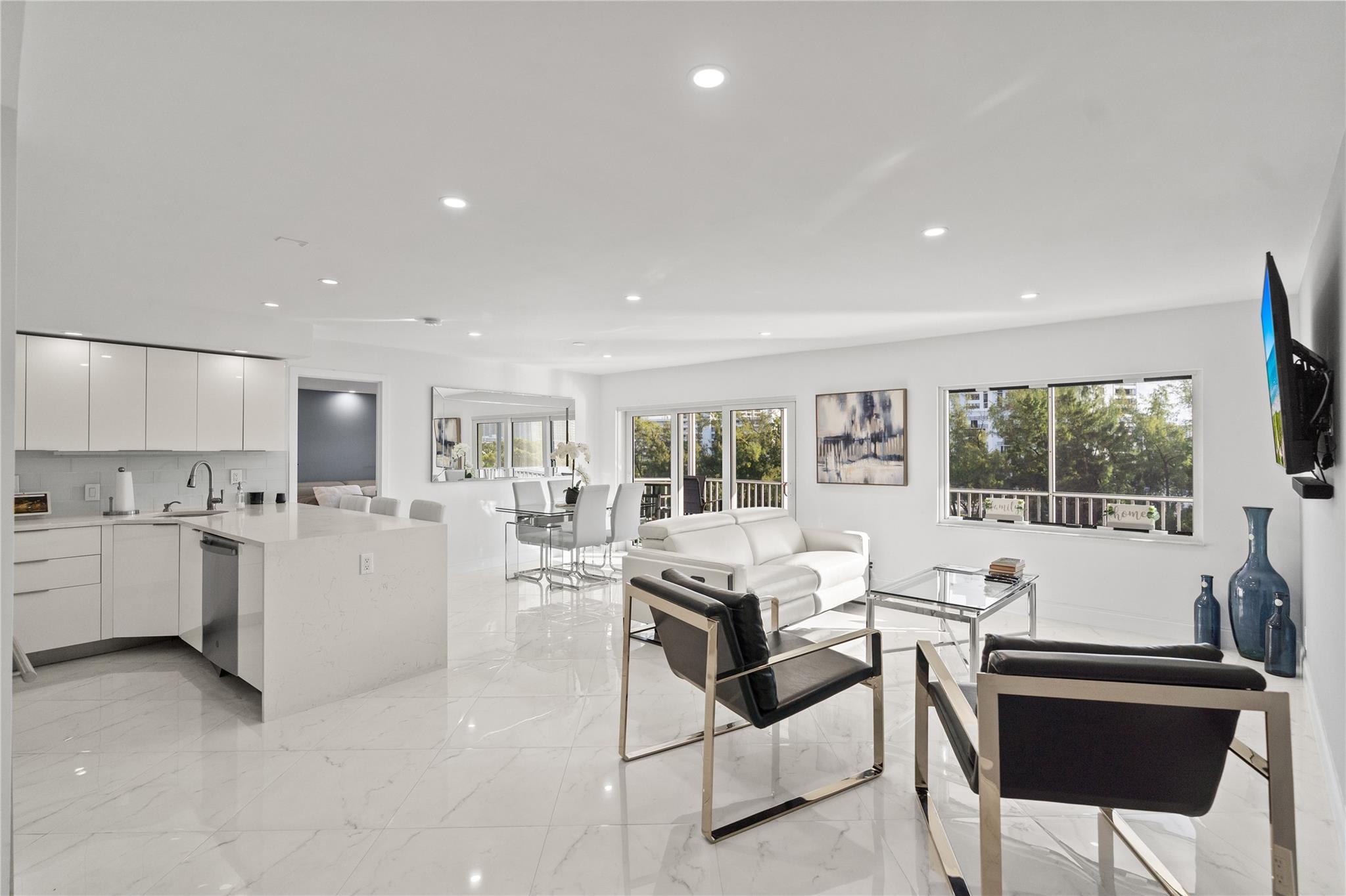 Homes for sale in Hallandale Beach, FL | 300 Diplomat Pkwy #616, Hallandale Beach, FL 33009 | MLS# F10533907