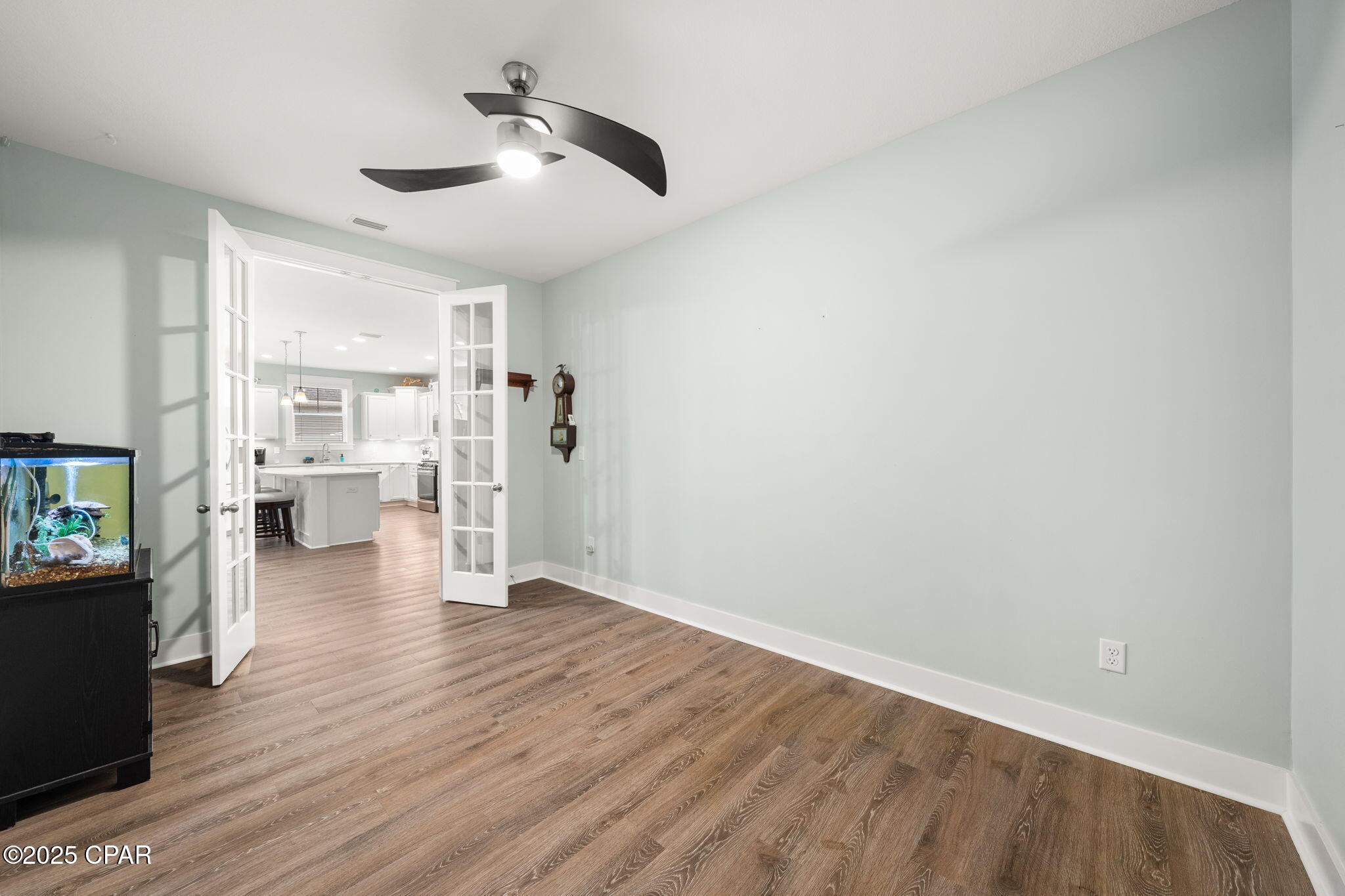 Image 25 For 443 Locksley Drive