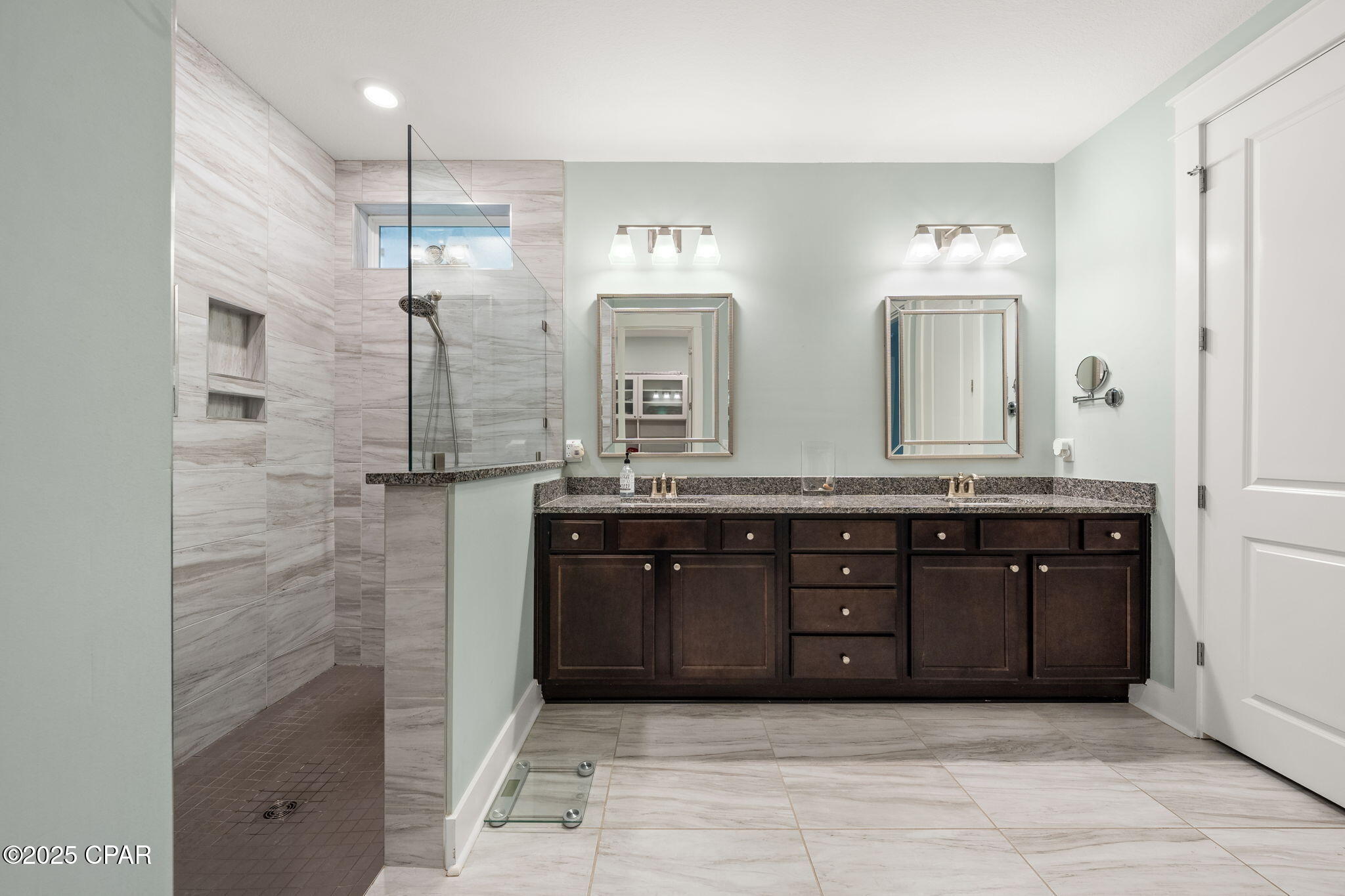 Image 46 For 443 Locksley Drive