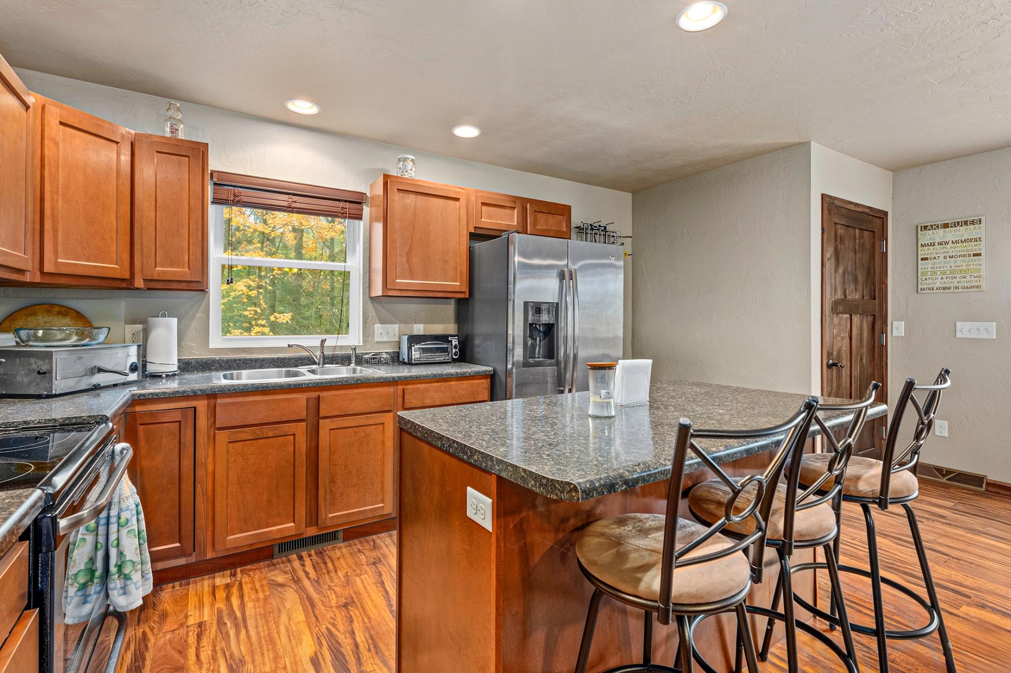 Pickerel Lake (C) Property 9357 Pickerel Lake Rd Photo 10