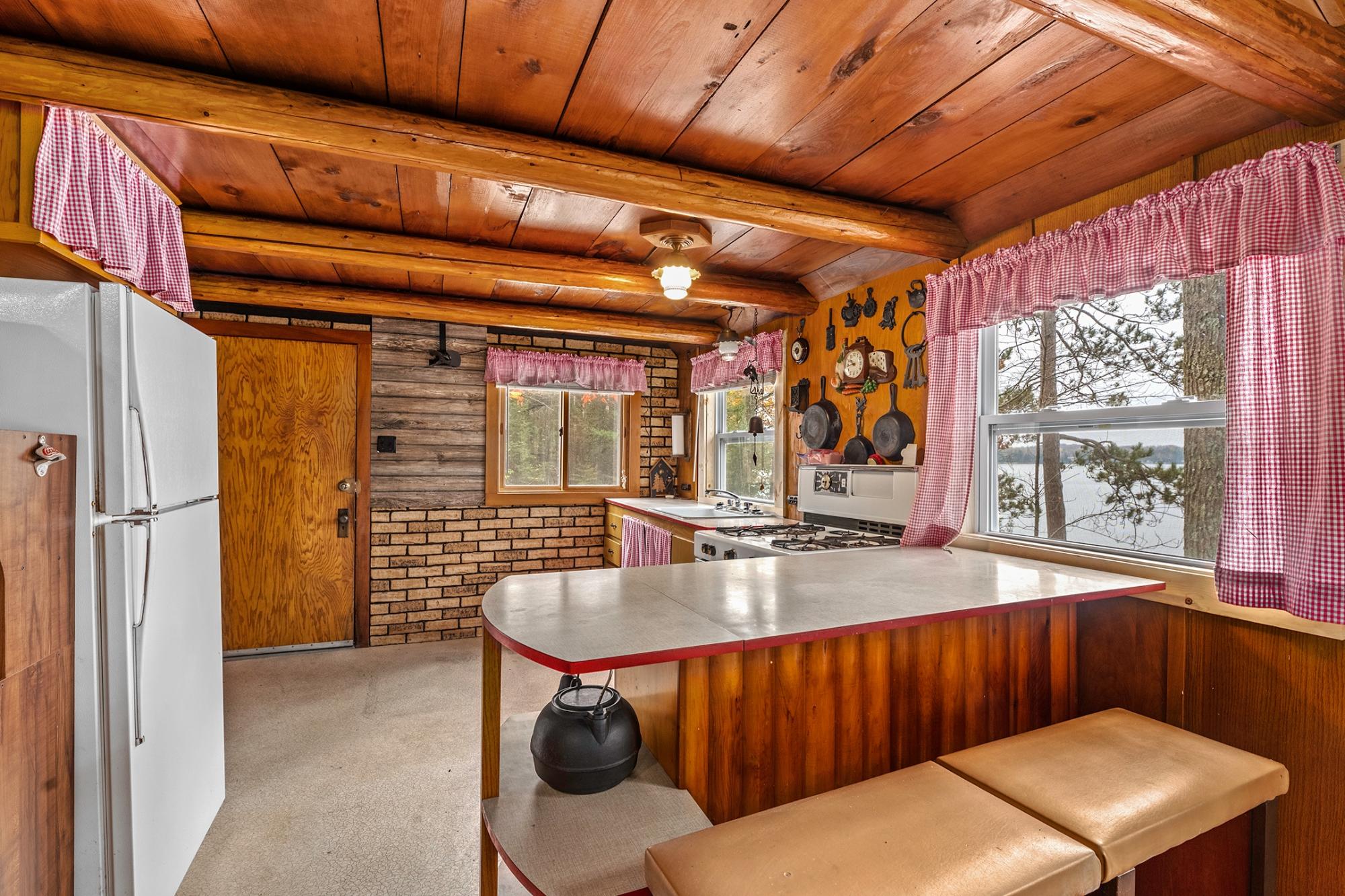 Pickerel Lake (C) Property 9357 Pickerel Lake Rd Photo 22