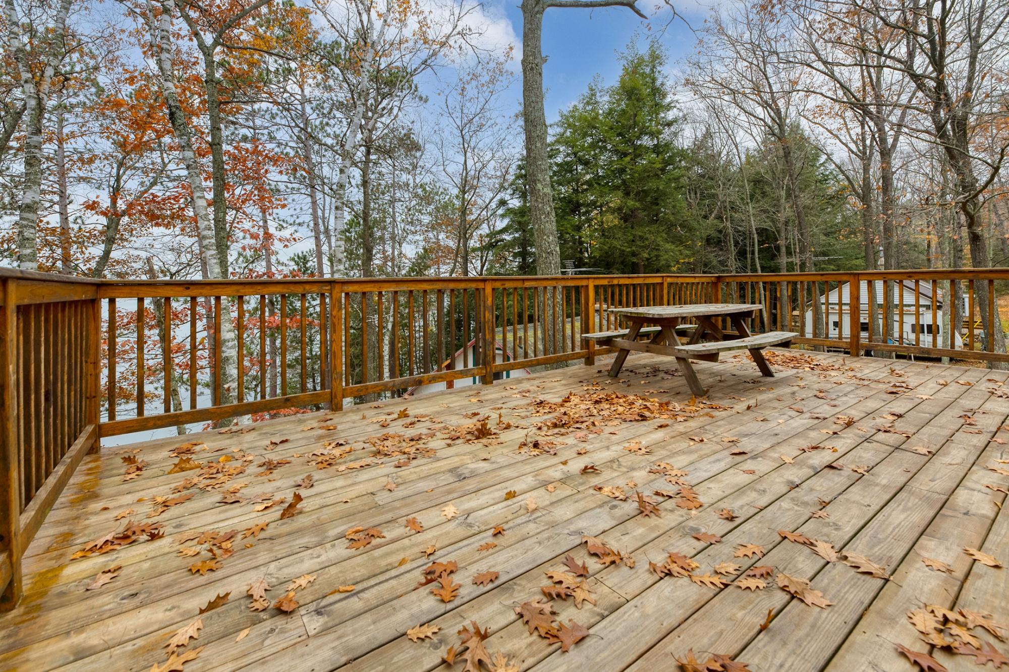 Pickerel Lake (C) Property 9357 Pickerel Lake Rd Photo 7