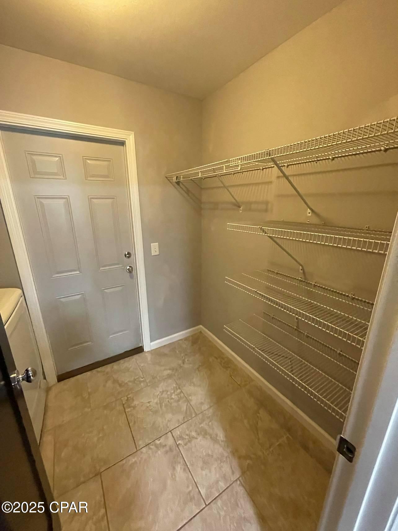 Image 10 For 245 Woodlawn Court