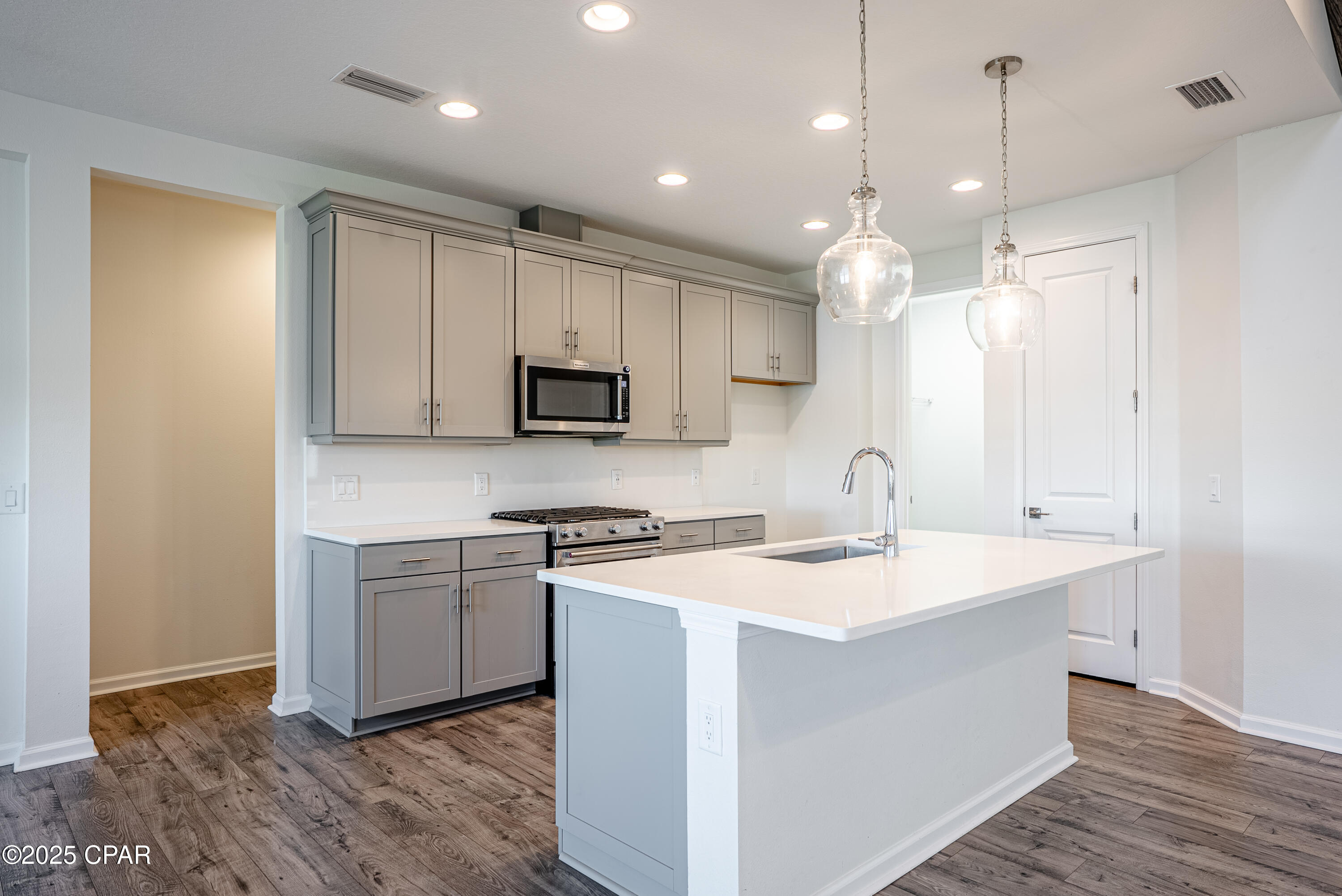 Image 32 For 8670 Tropics Avenue 8670