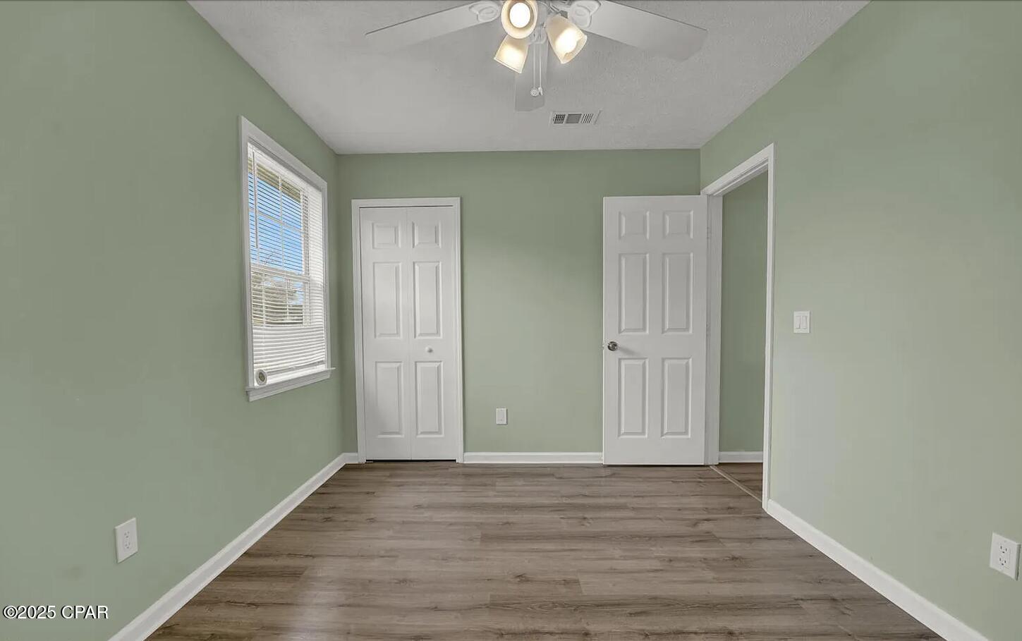 Image 4 For 9030 Houston Street