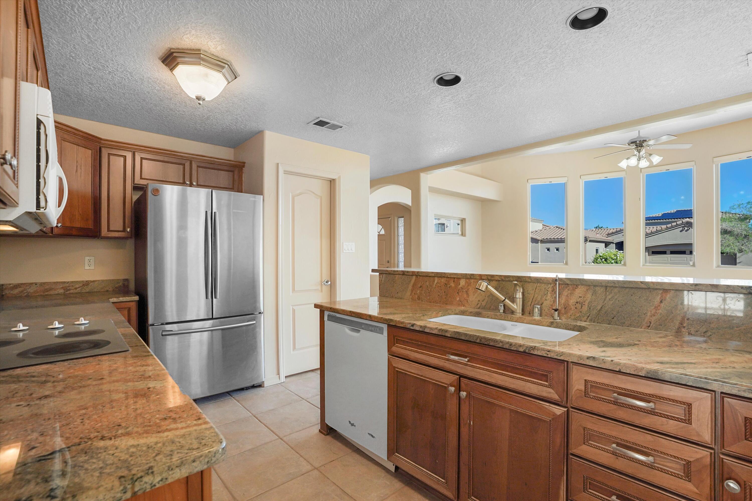 Photo 4 of Single family home for sale at 4415 Hodgin Ln Nw, Albuquerque, NM 87120 | MLS# 1093730 | Listing updated on 2026-09-18