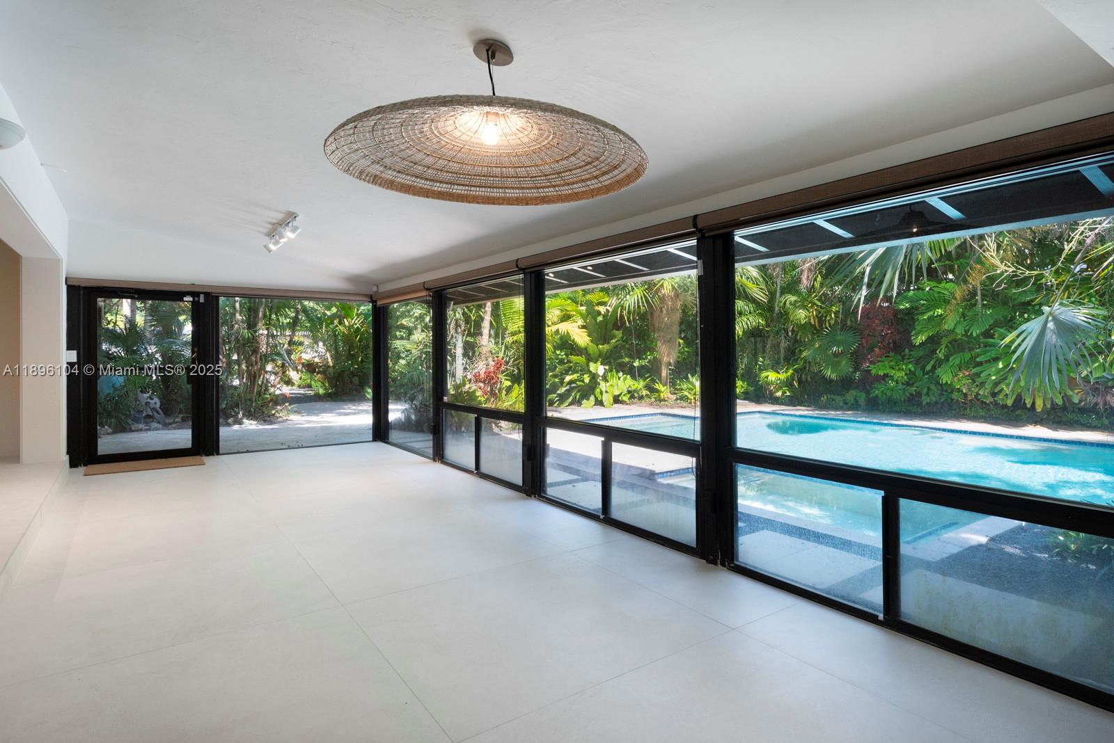 Biscayne Lawn Amd Plat