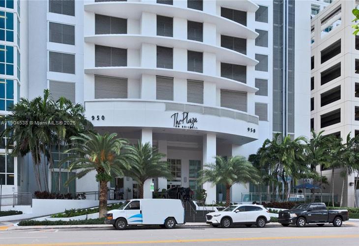 Condo for Rent in Miami, FL
