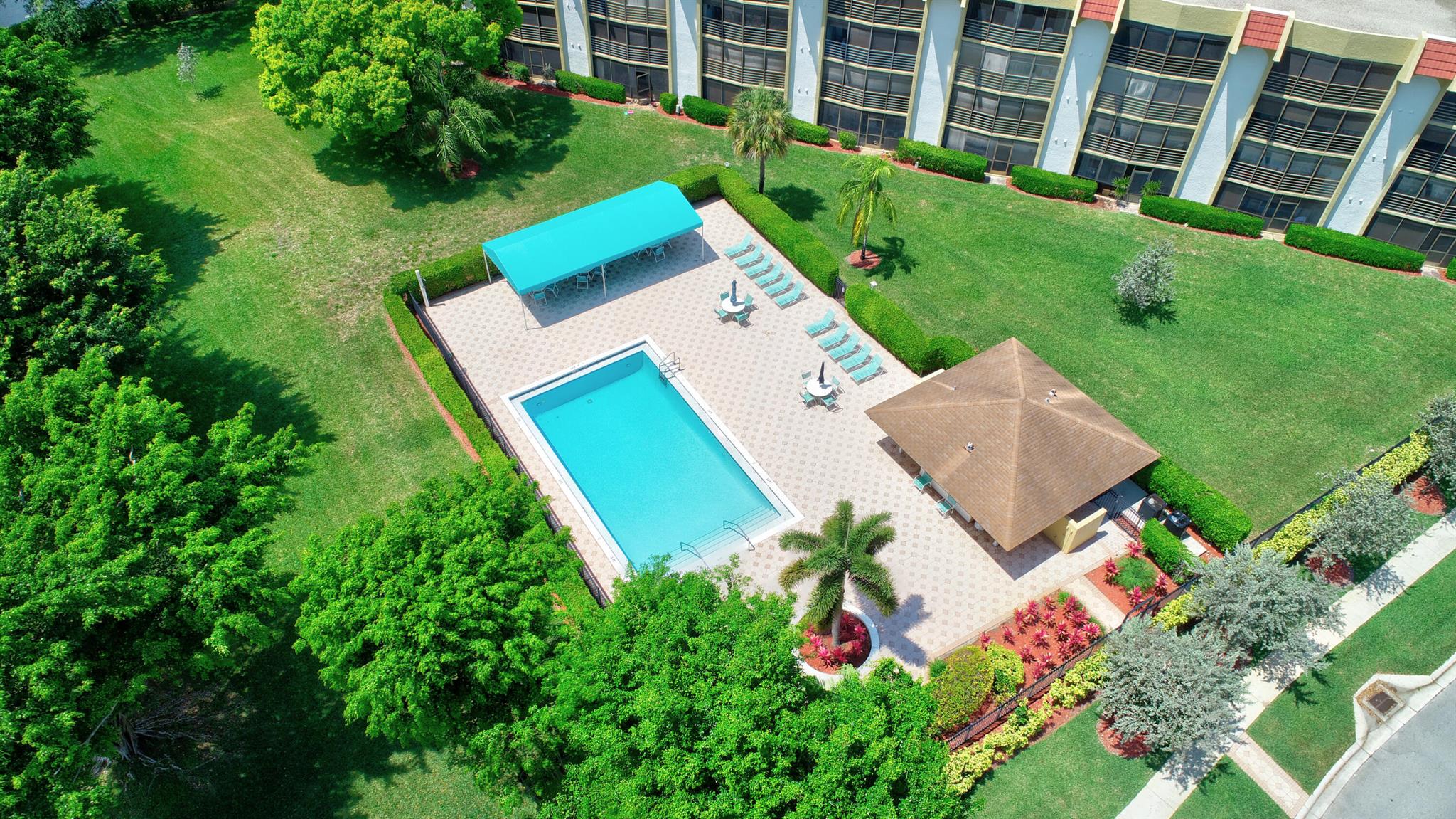 Pines Of Boca Barwood Con